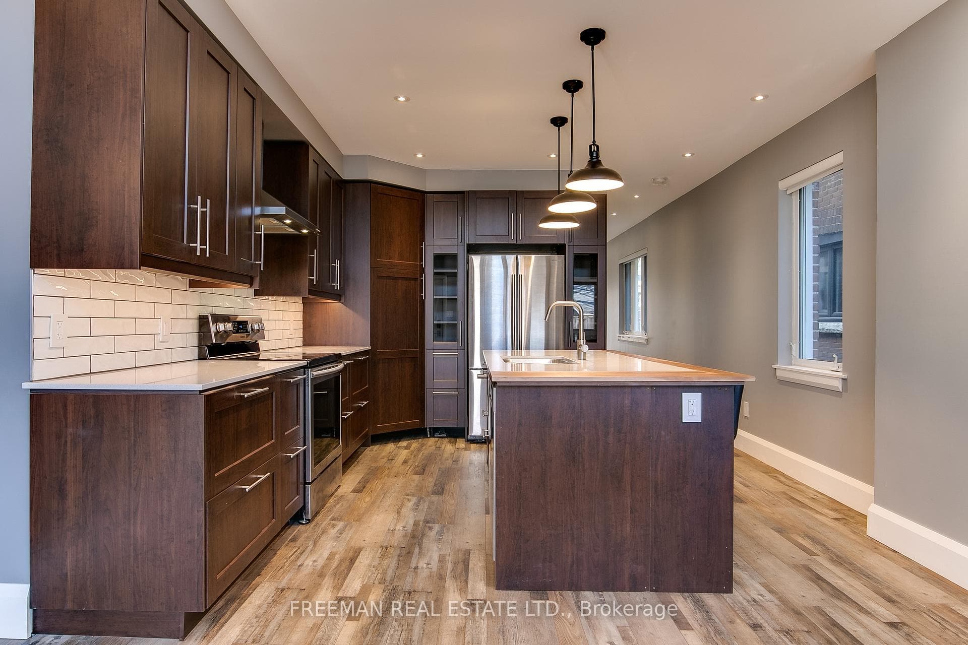50 Lamb Avenue photo 9