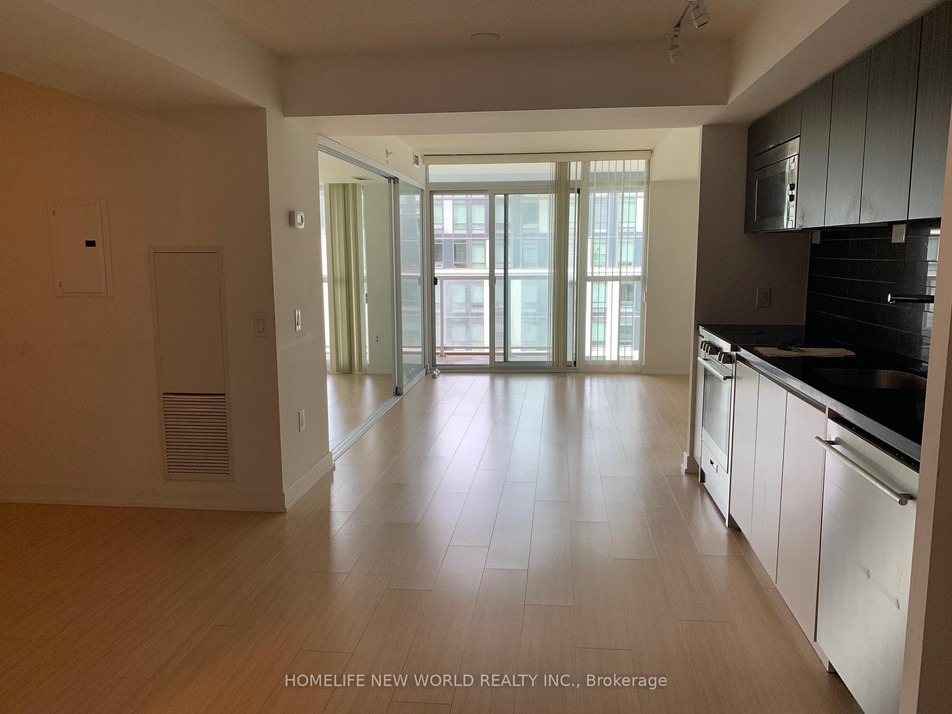 85 Queens Wharf Road Unit 715 photo 4