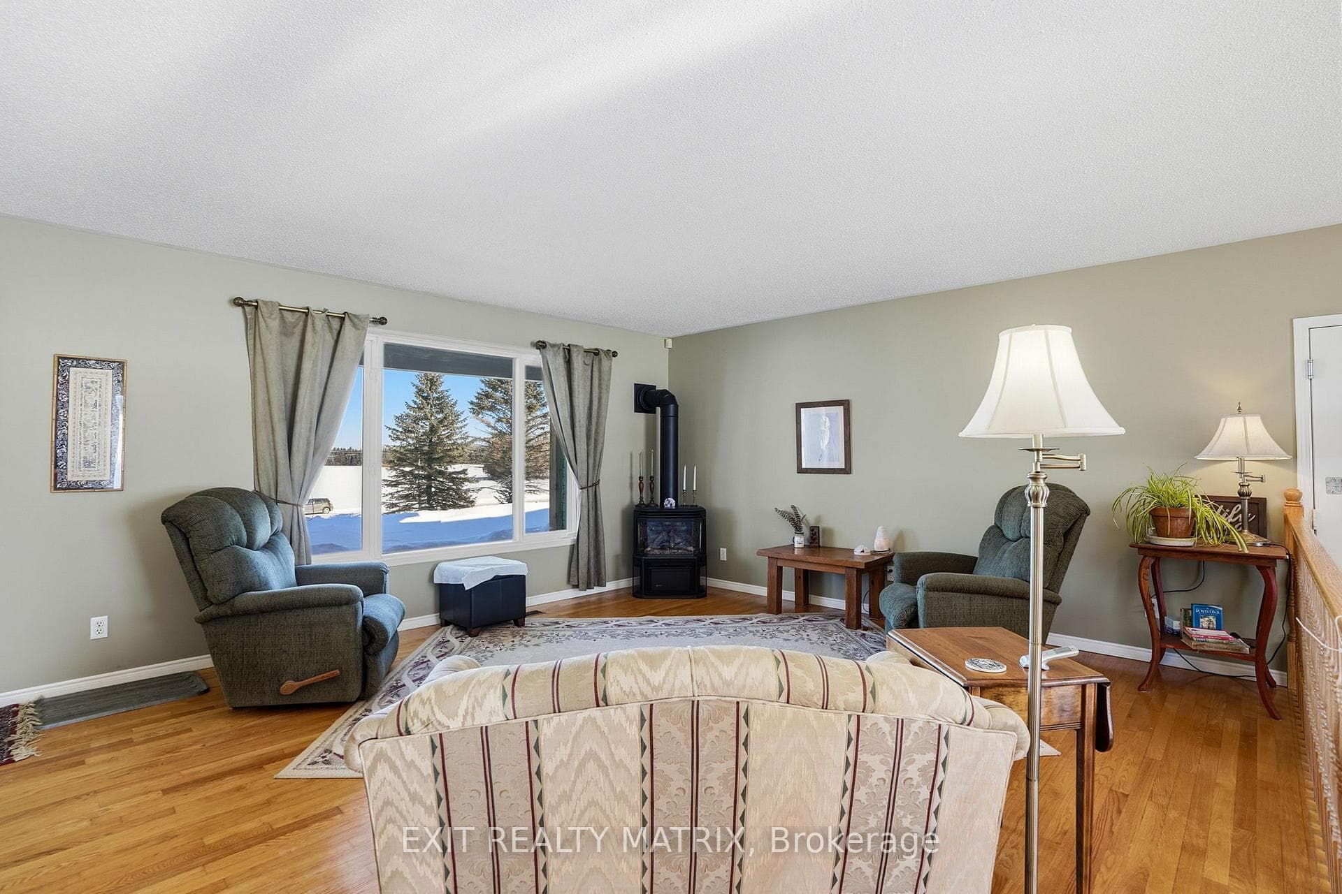 890 Happy Hollow Road photo 6