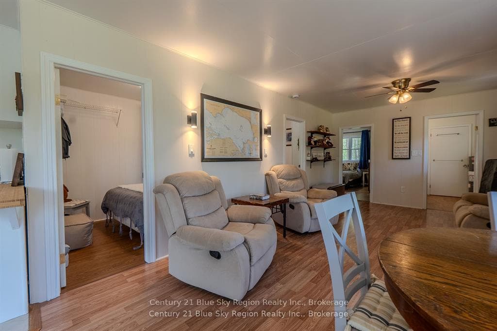 285 C Ruston Road photo 13