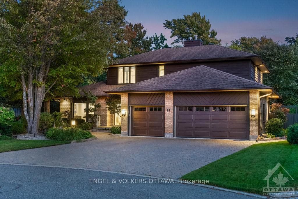 11 CHASE Court photo 1