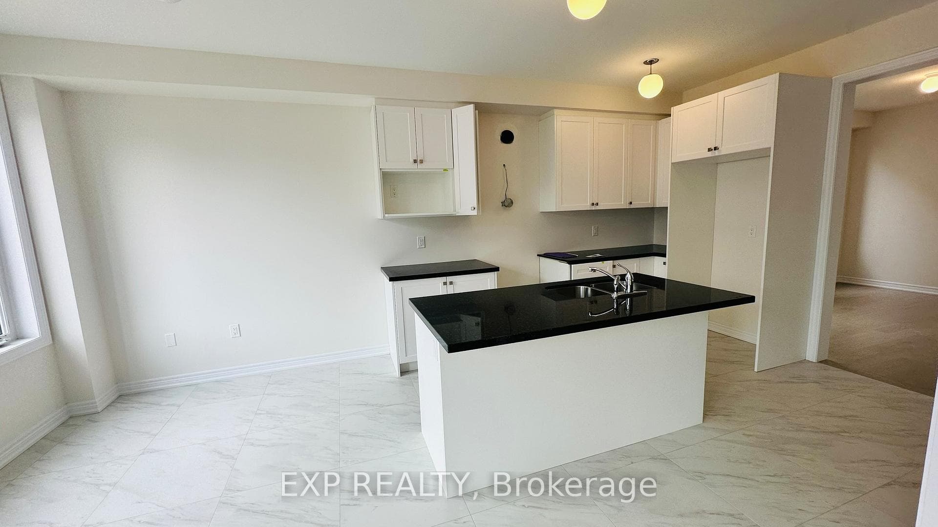 834 Apple Terrace photo 5