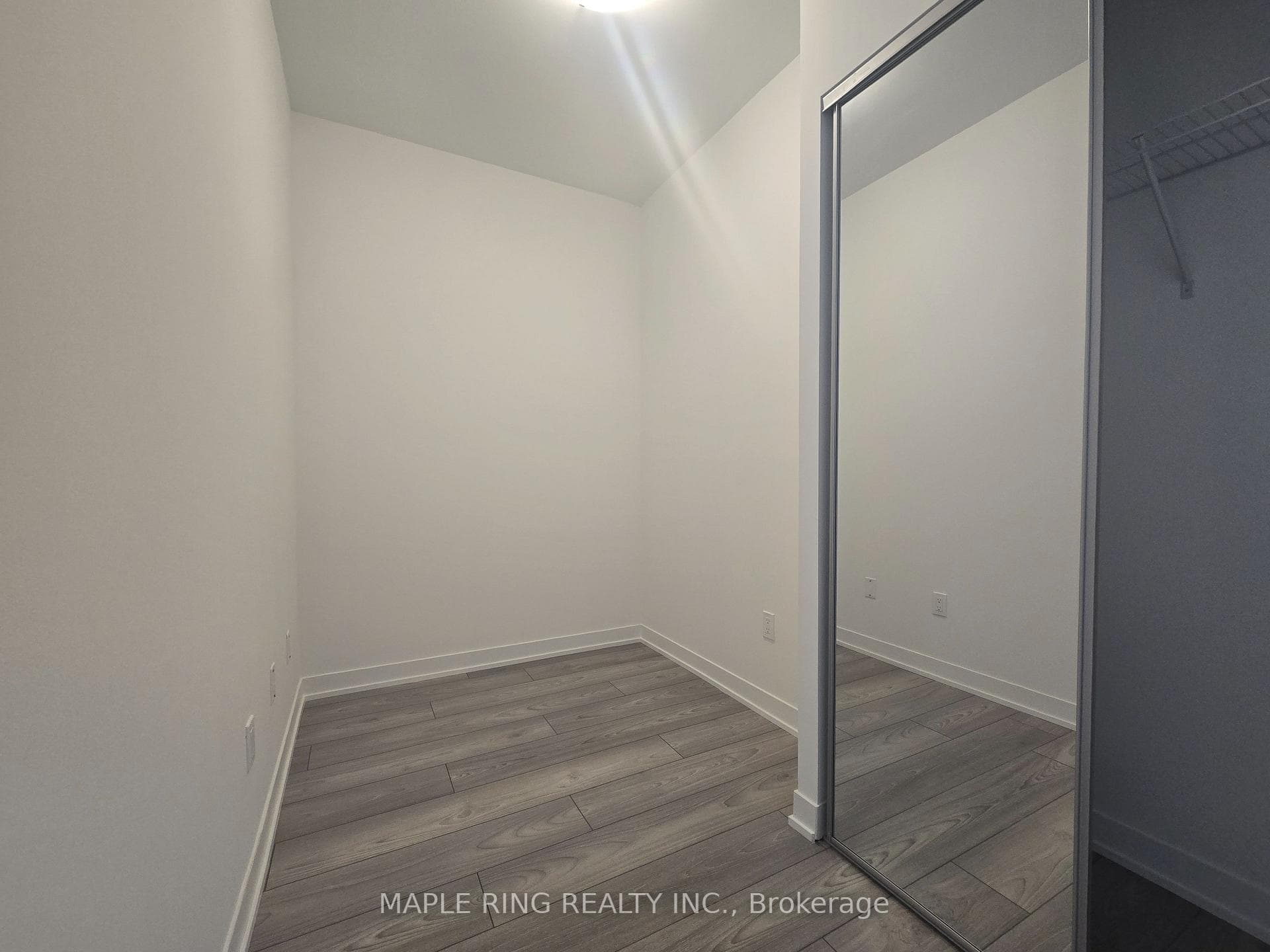 498 Caldari Road Unit 2026 photo 9