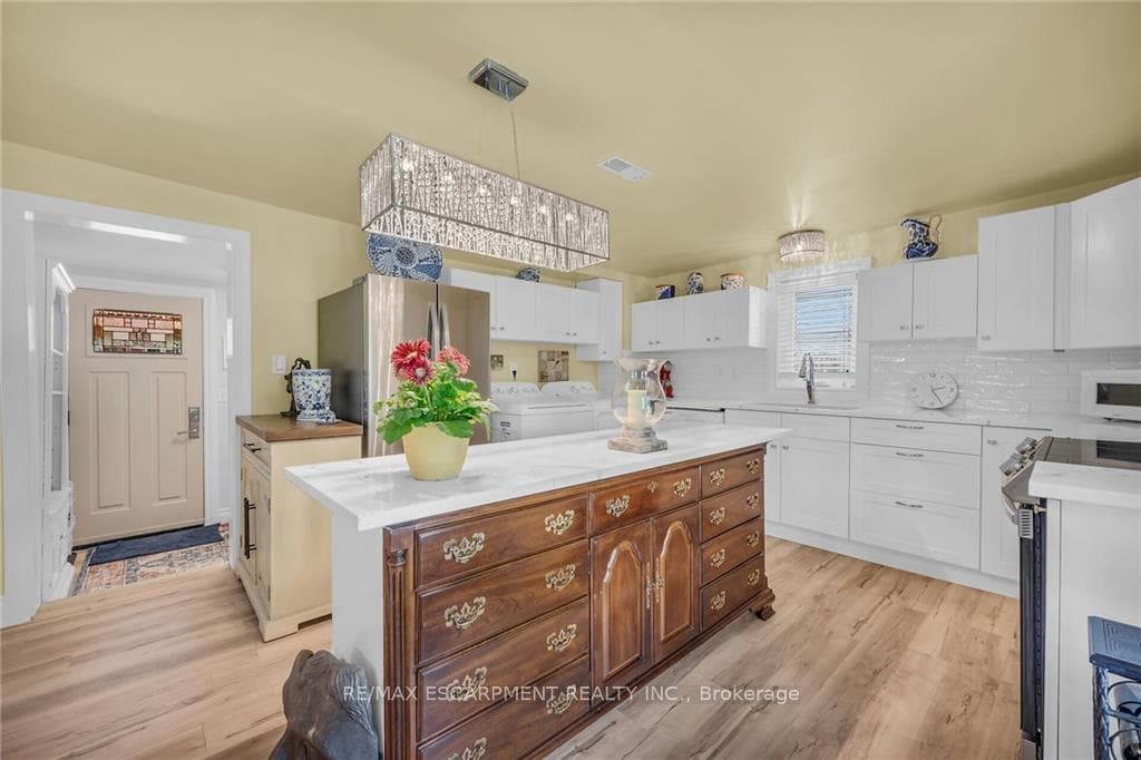 619 Pine Street photo 10