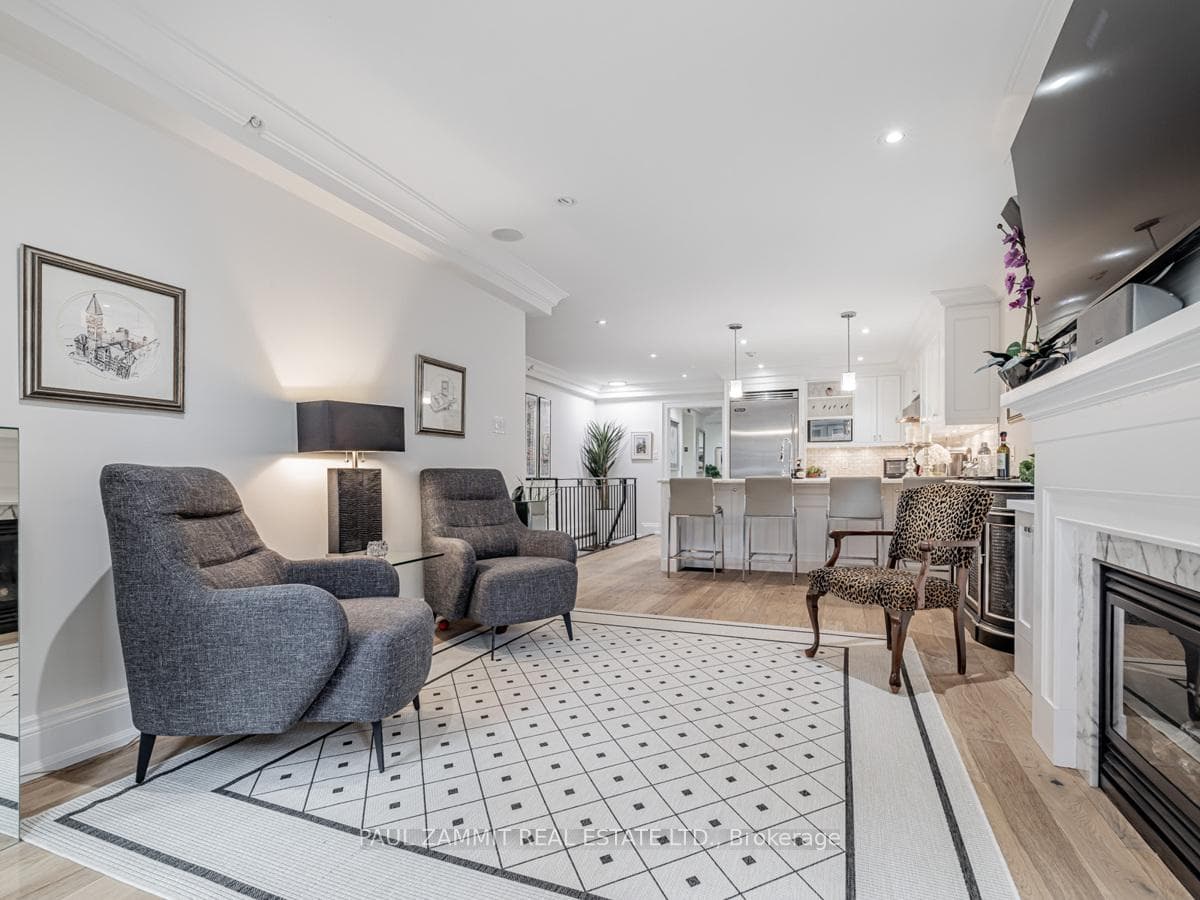 317 Lonsdale Road Unit 1B photo 10