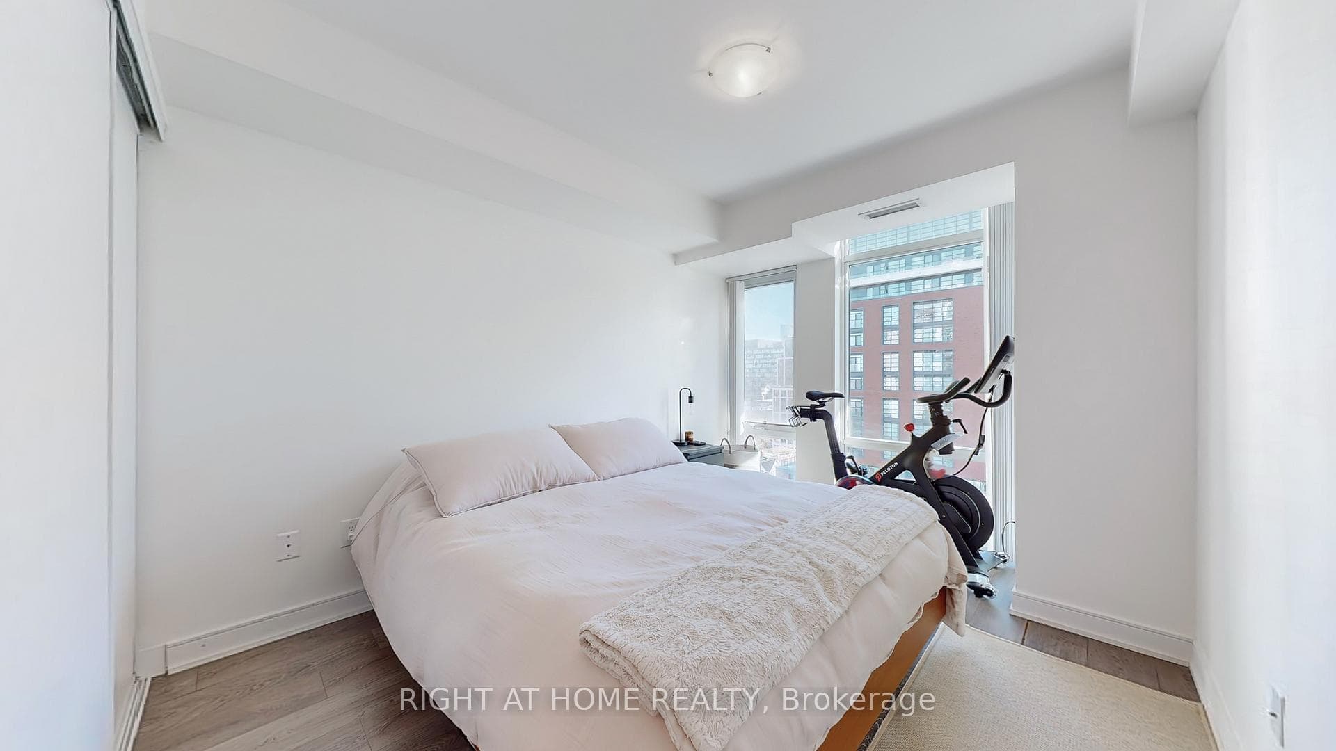 525 Adelaide Street Unit 1223 photo 16