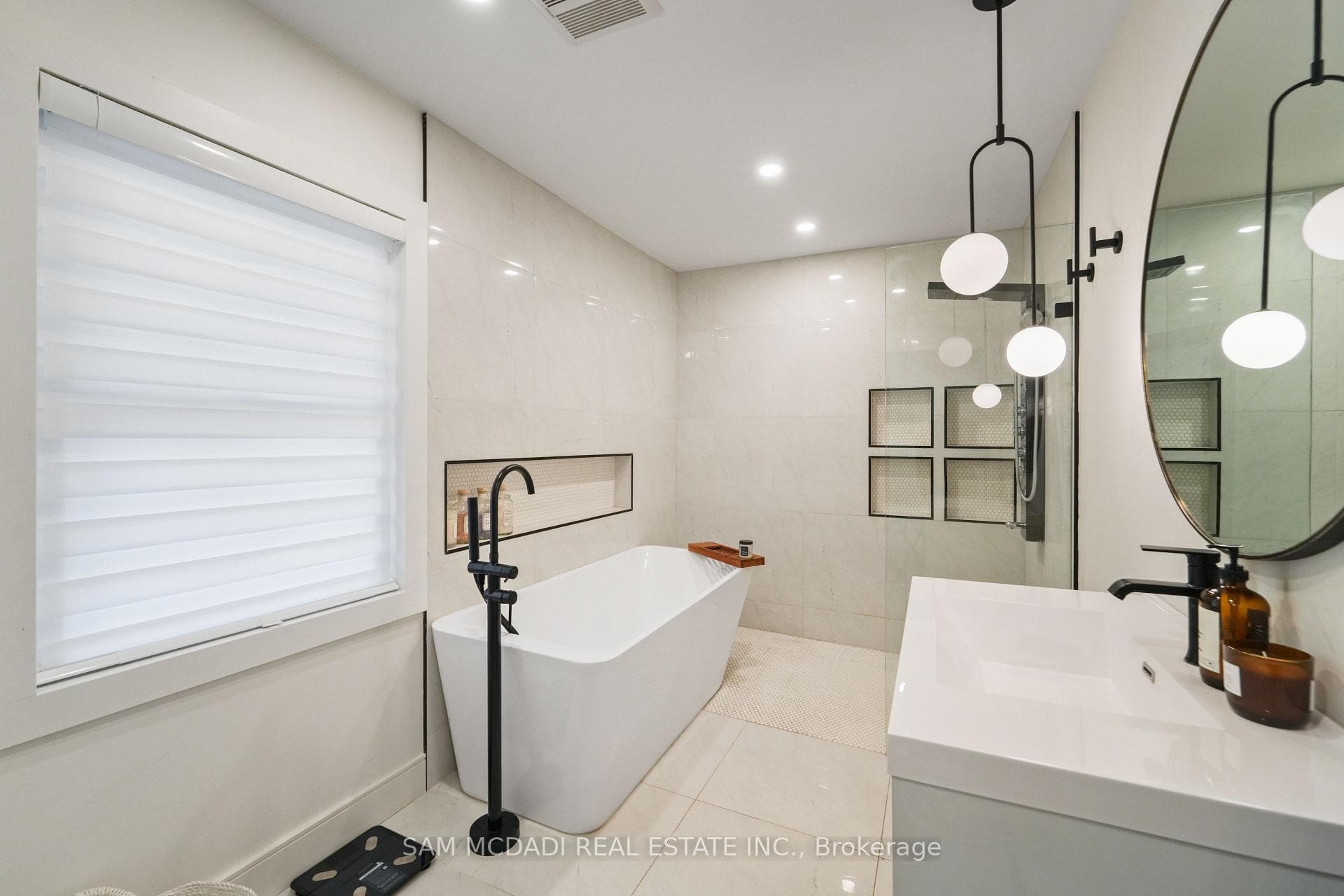 477 Fairview Street photo 34