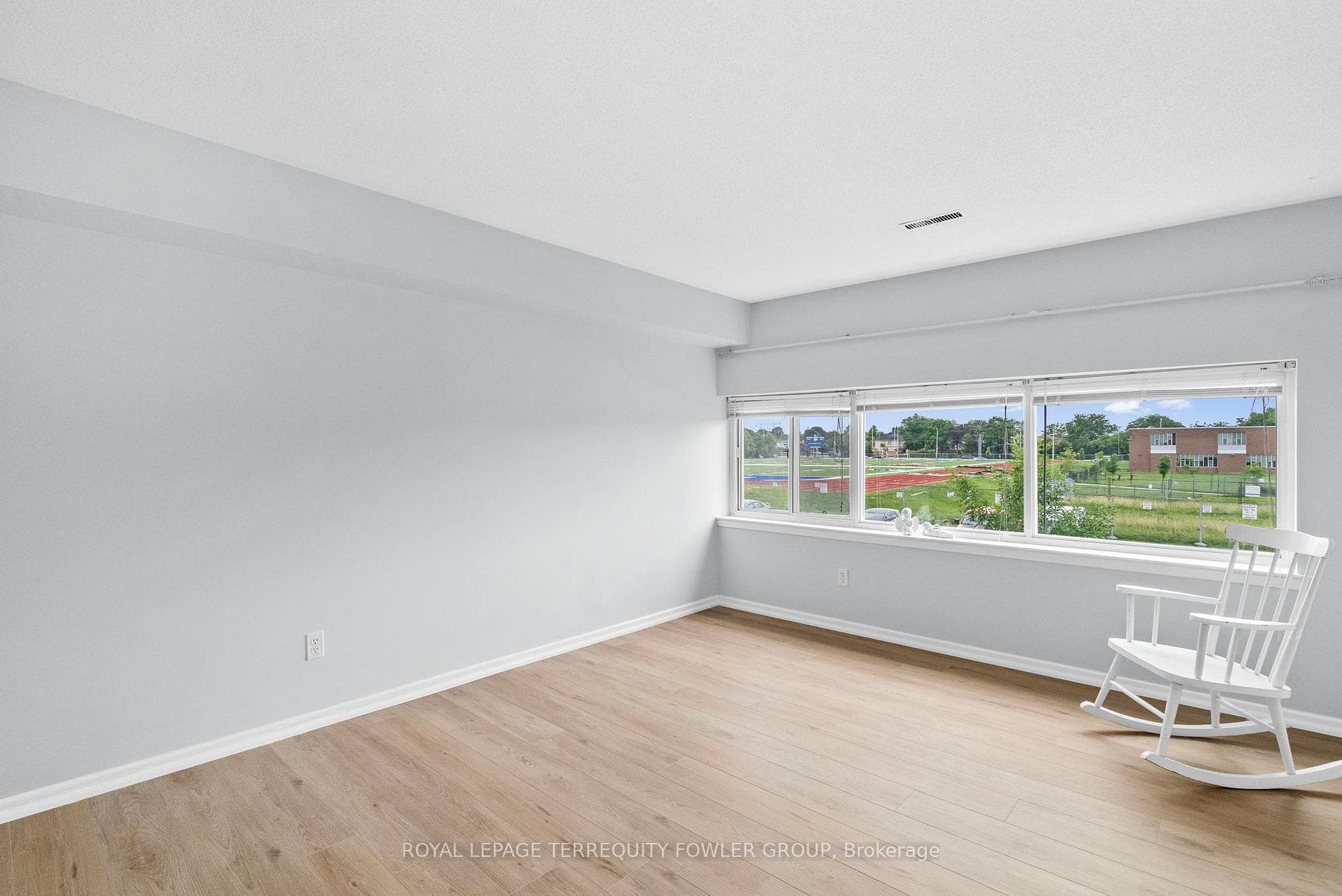 260 John Garland Boulevard Unit 224 photo 29