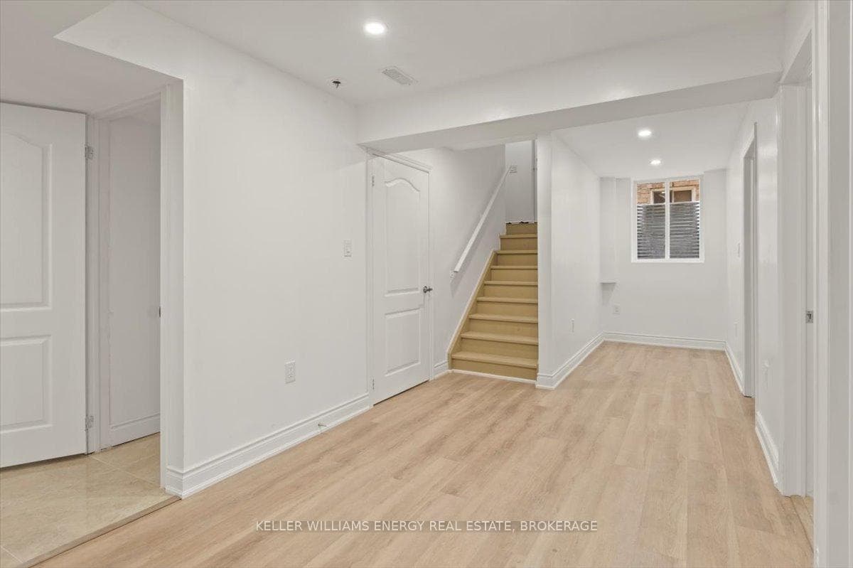 973 Black Cherry Drive Unit Bsmt photo 4
