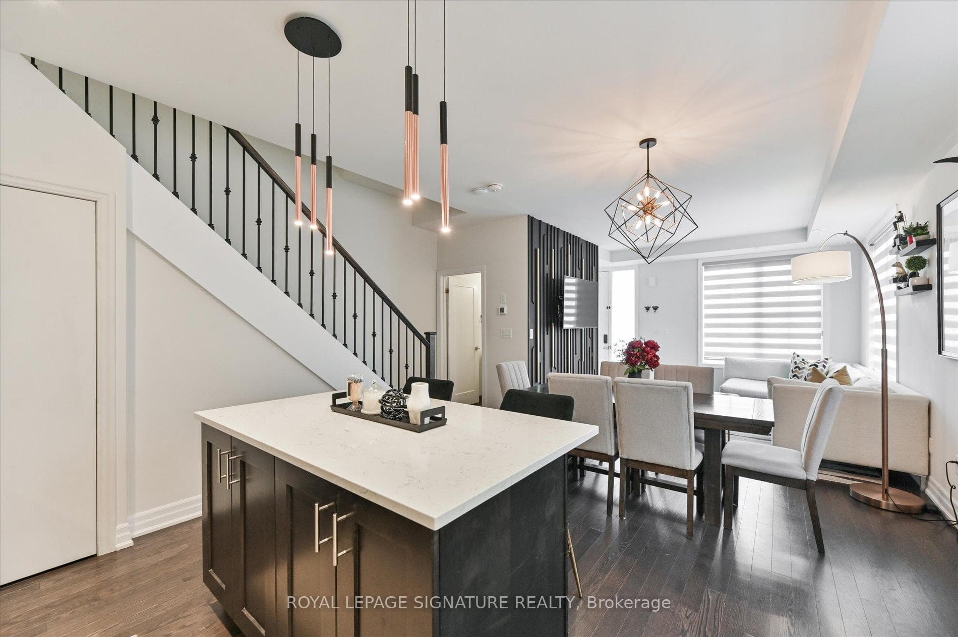 1190 Cawthra Road Unit 609 photo 6