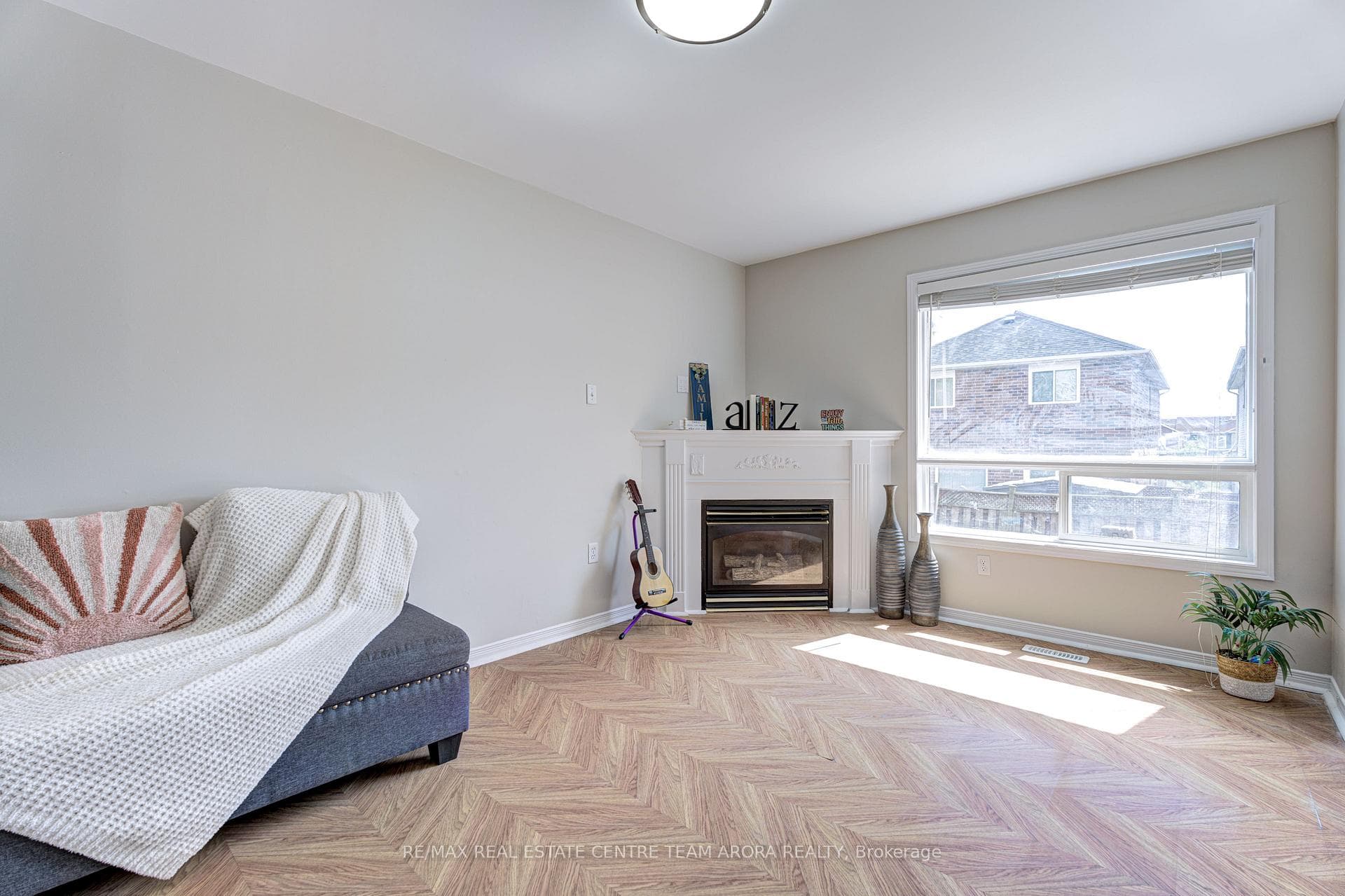 29 Canarvan Court photo 9