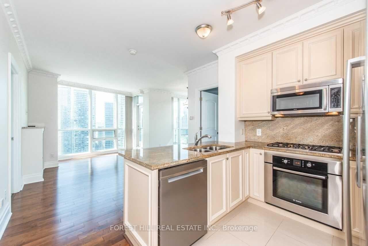 16 Harbour Street Unit 3602 photo 17