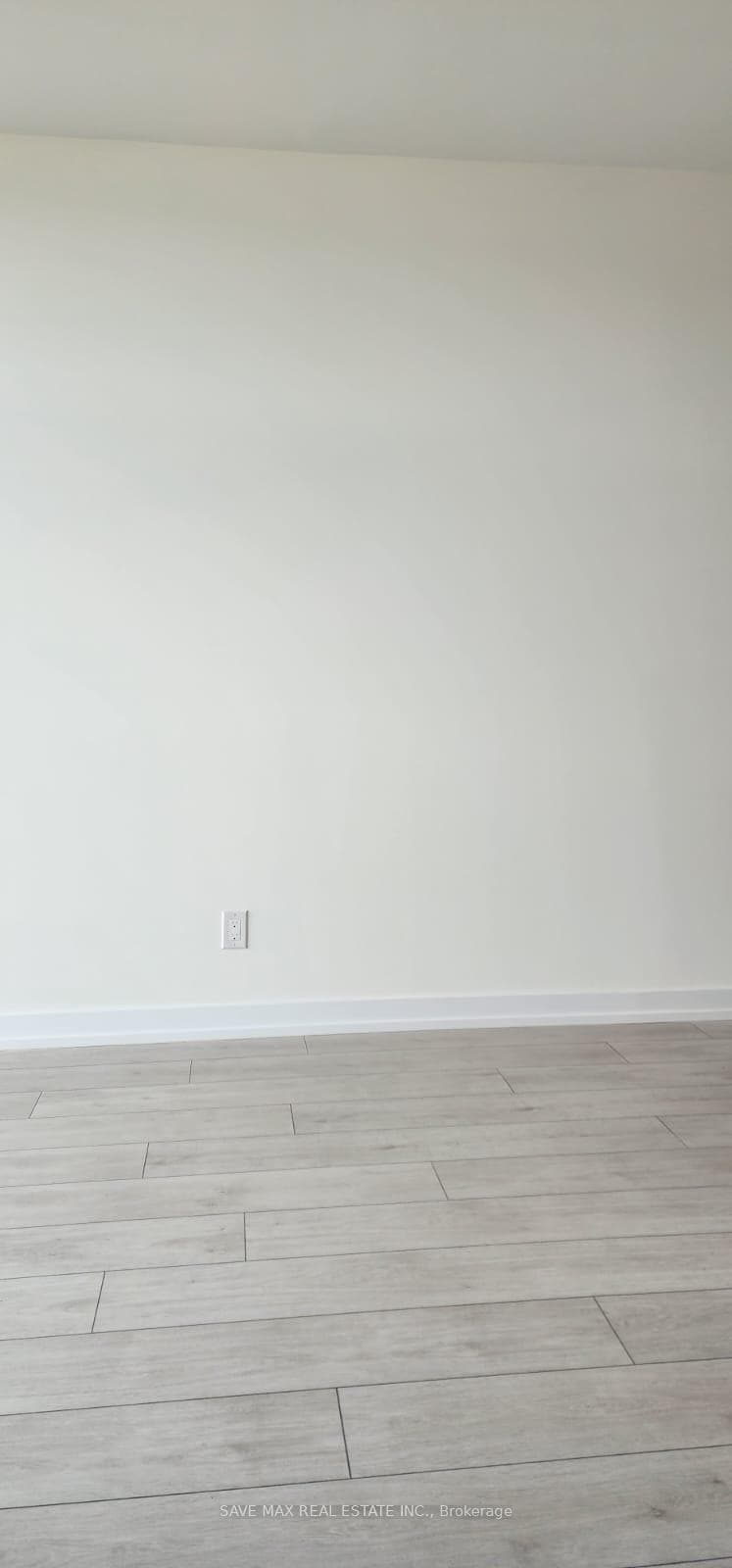 500 DUPONT Street Unit 309 photo 7