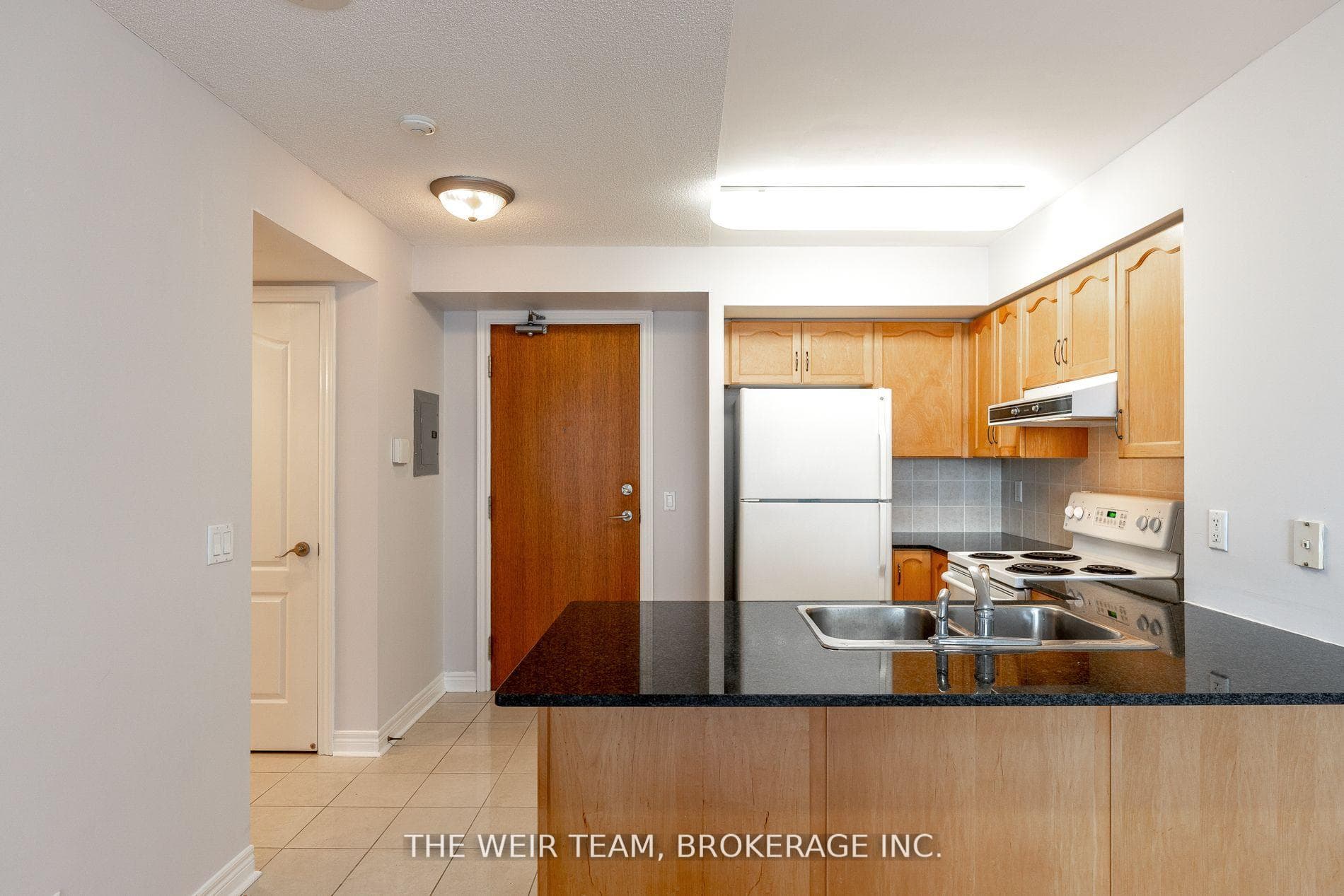 60 Disera Drive Unit 608 photo 5