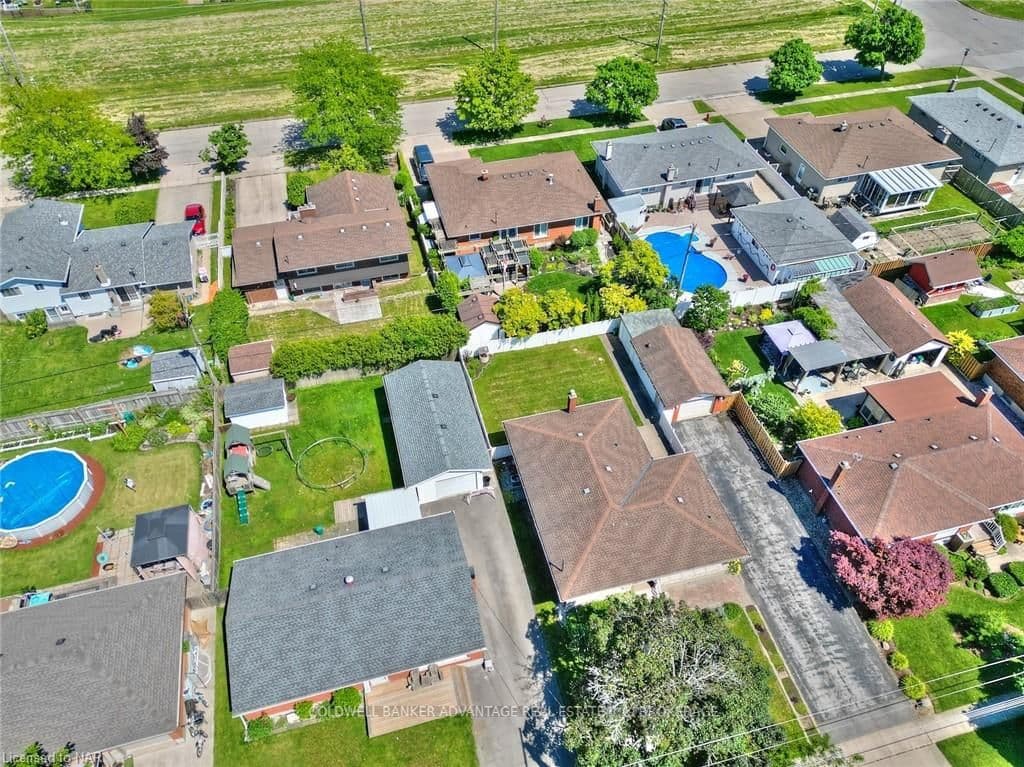 69 EMPRESS Avenue photo 37