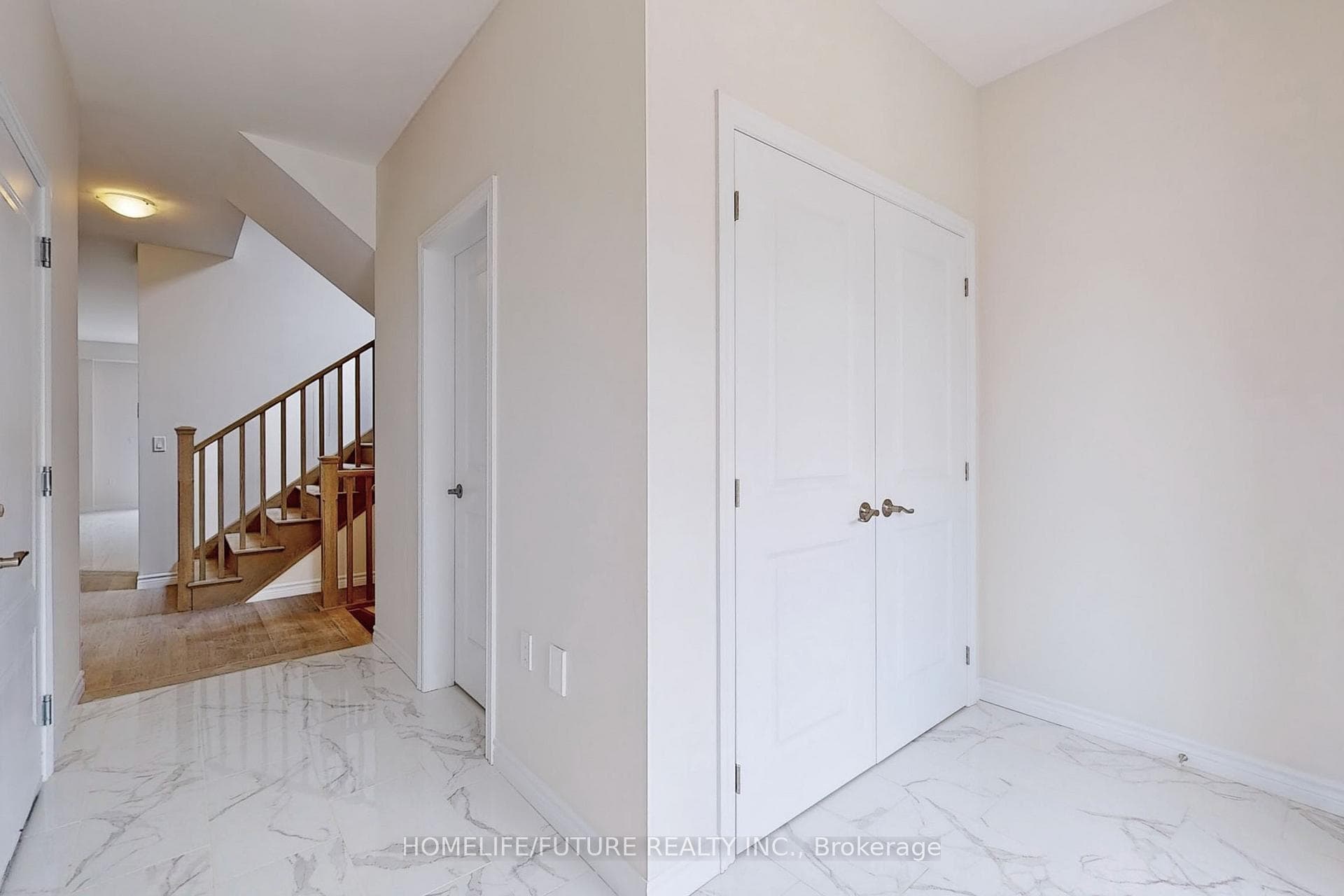 618 Lemay Grove photo 21