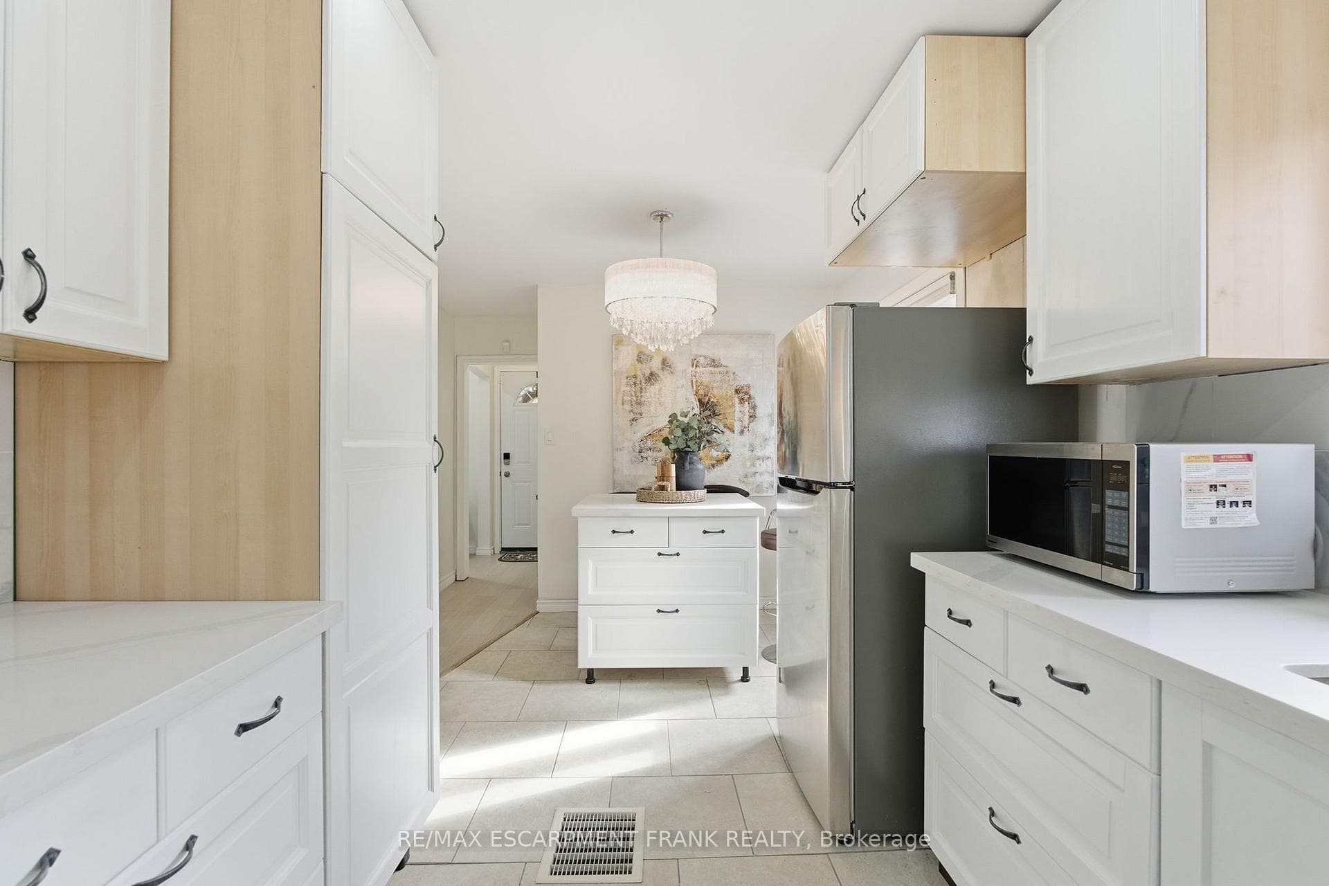 352 East 28th Street photo 19