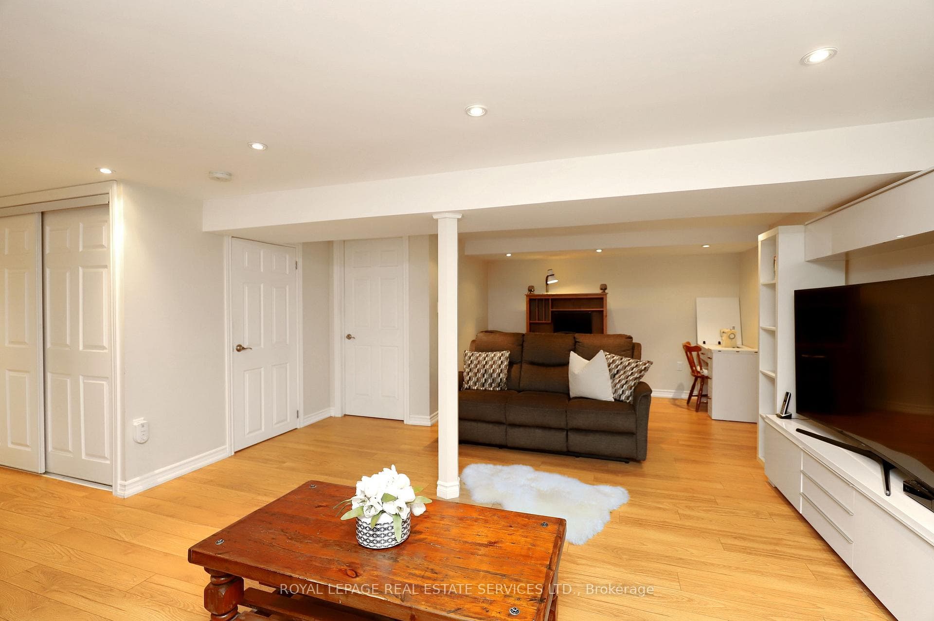102 Harold Street photo 28