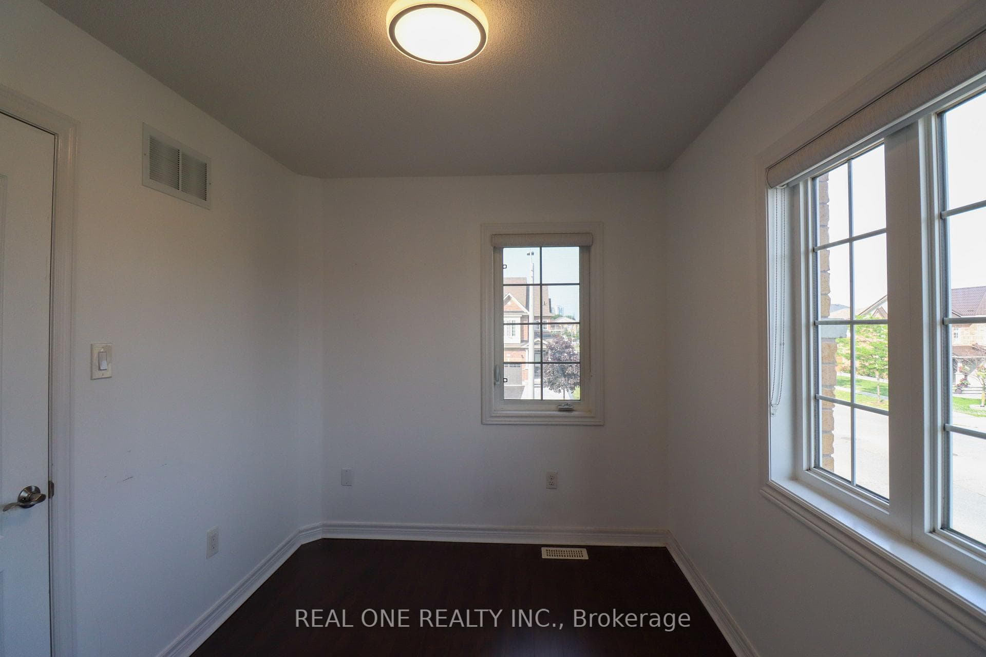 4302 Trail Blazer Way photo 25