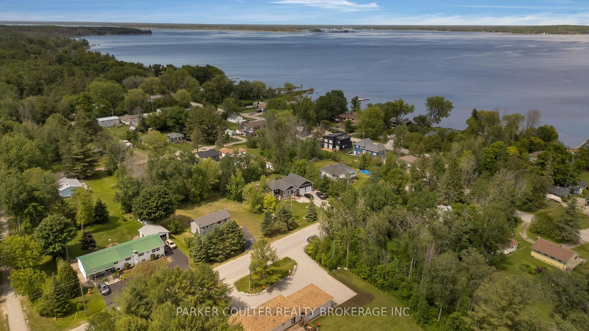 8 Caswell Road photo 40