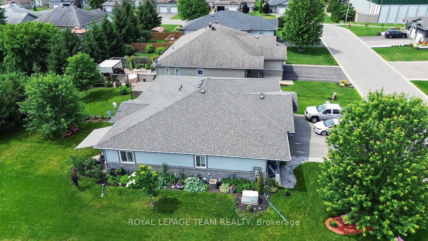 321 Fischl Drive photo 3
