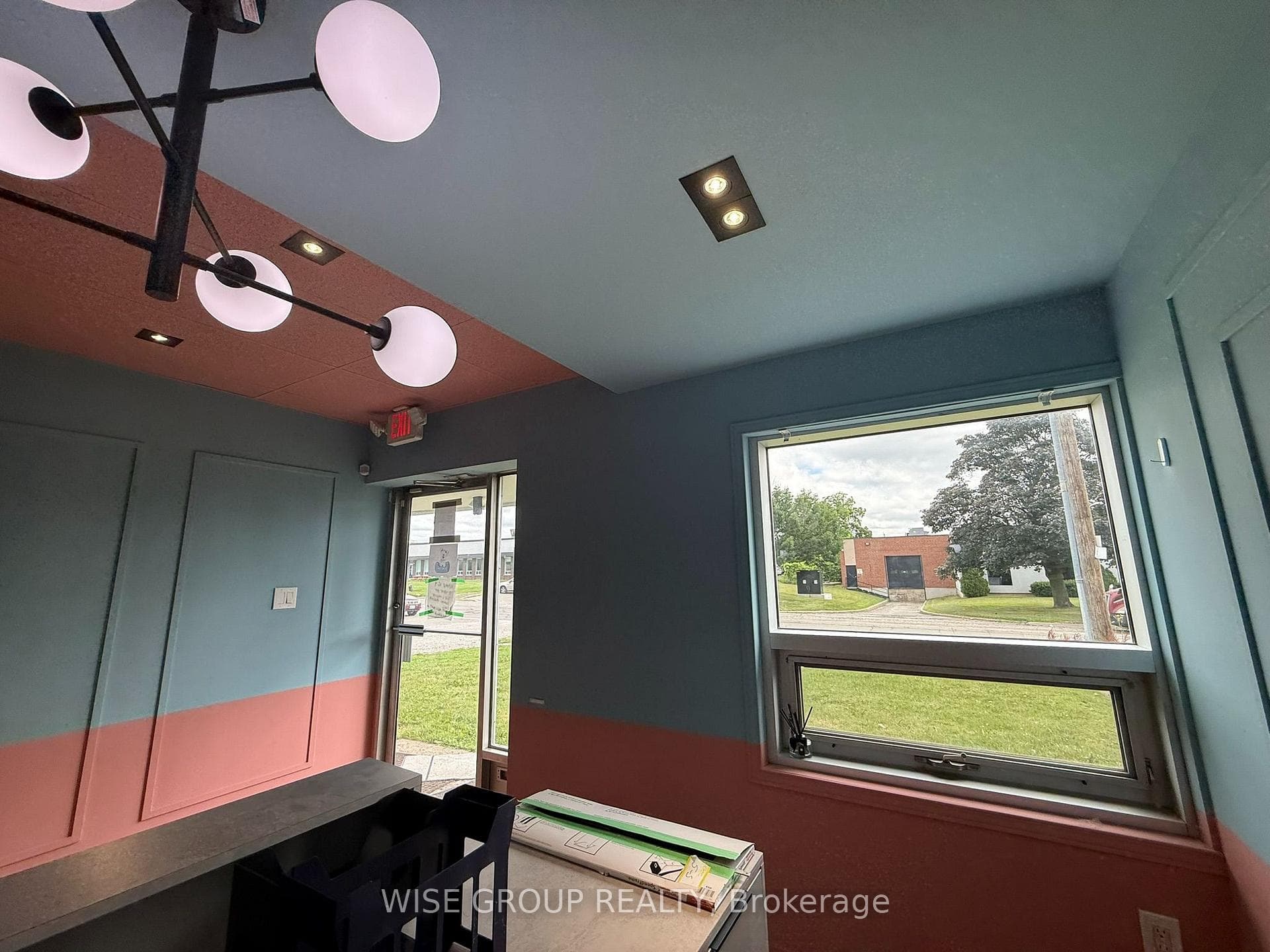 3156 Lenworth Drive photo 5