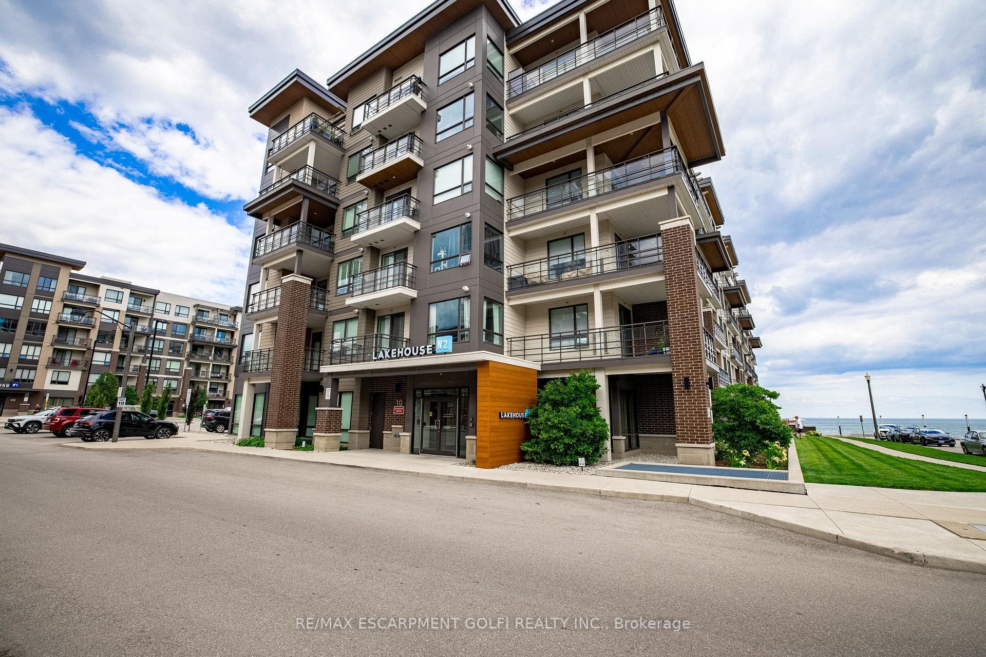 10 Esplanade Lane Unit 603 photo 3