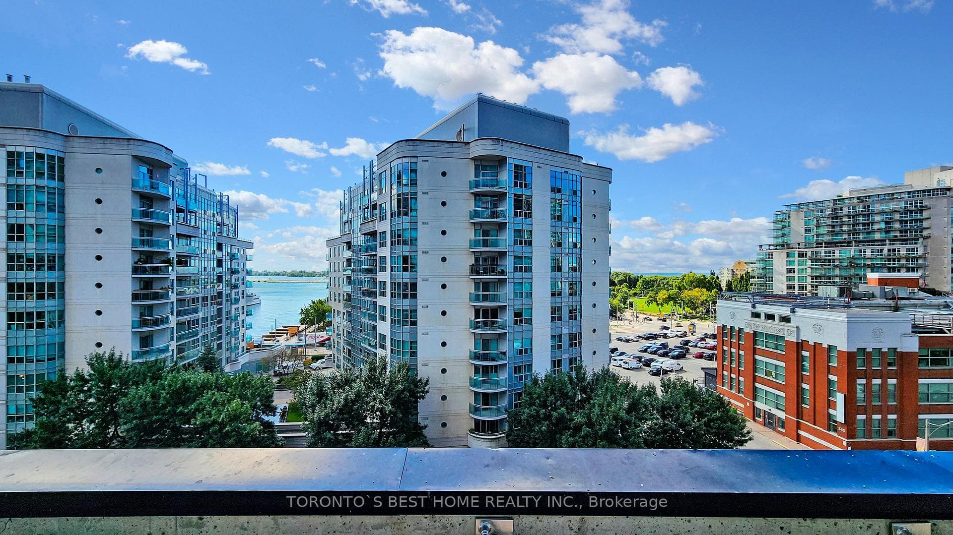 38 Dan Leckie Way Unit 816 photo 23