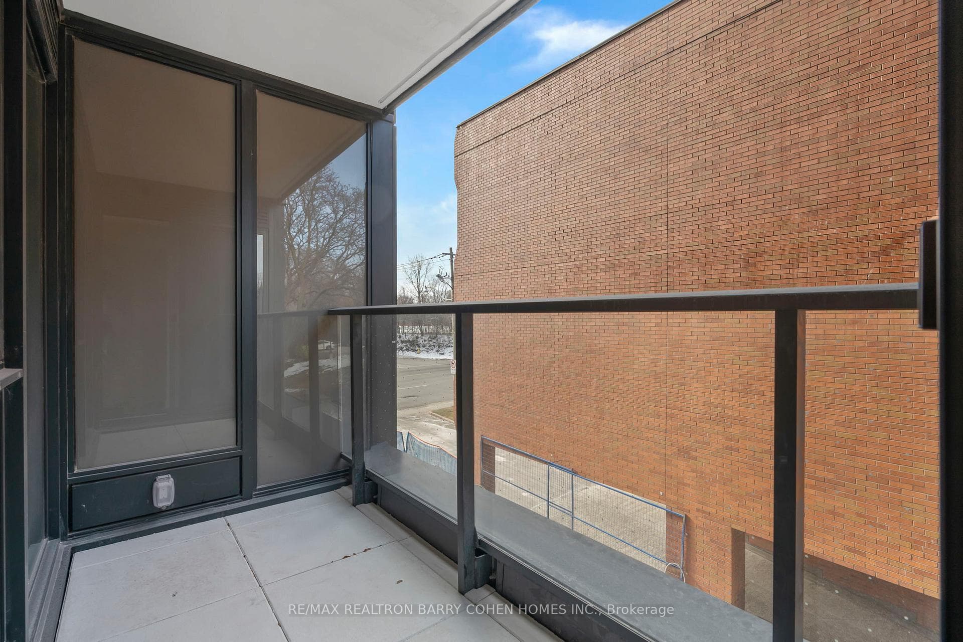 250 Lawrence Avenue Unit 212 photo 24
