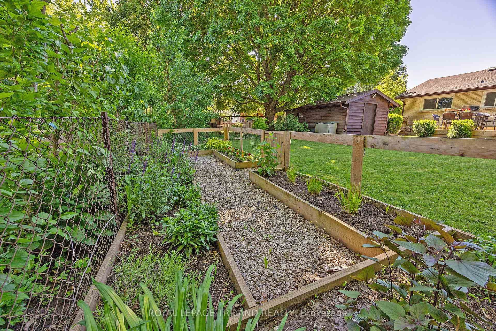 1322 Fuller Street photo 35