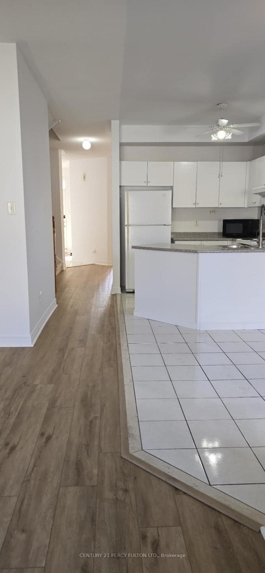 96 Riverlands Avenue photo 8