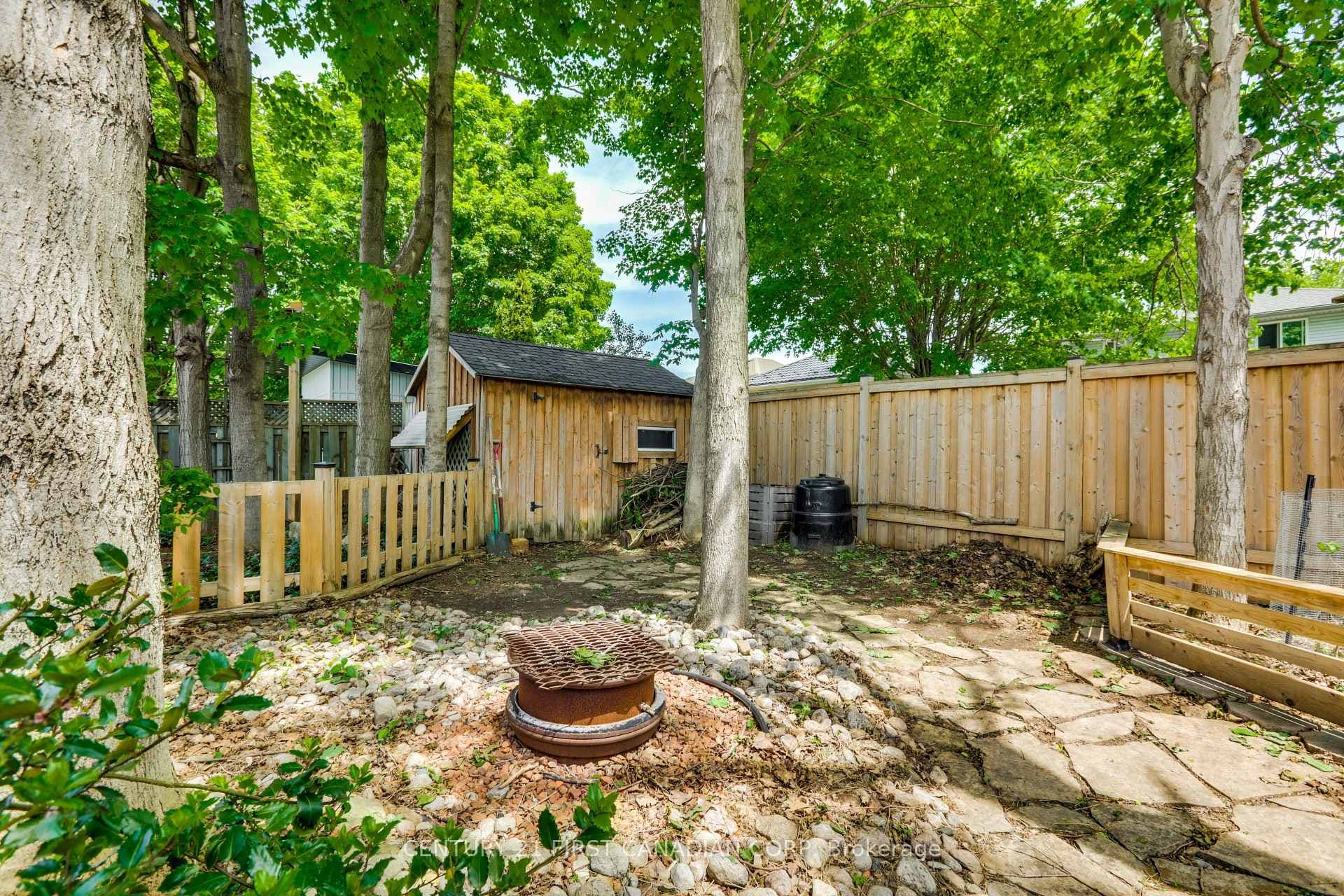 604 Talltree Crescent photo 46