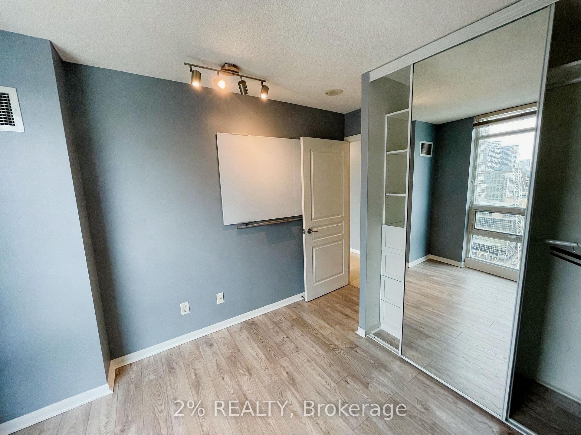 18 Yonge St N/A Unit 3004 photo 14
