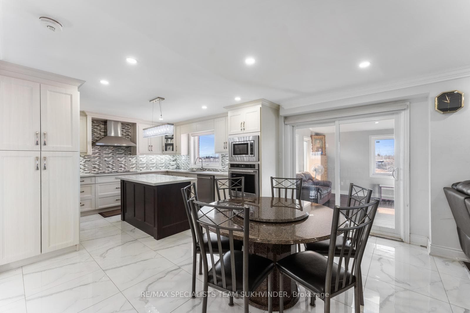 12110 Centreville Creek Road photo 10