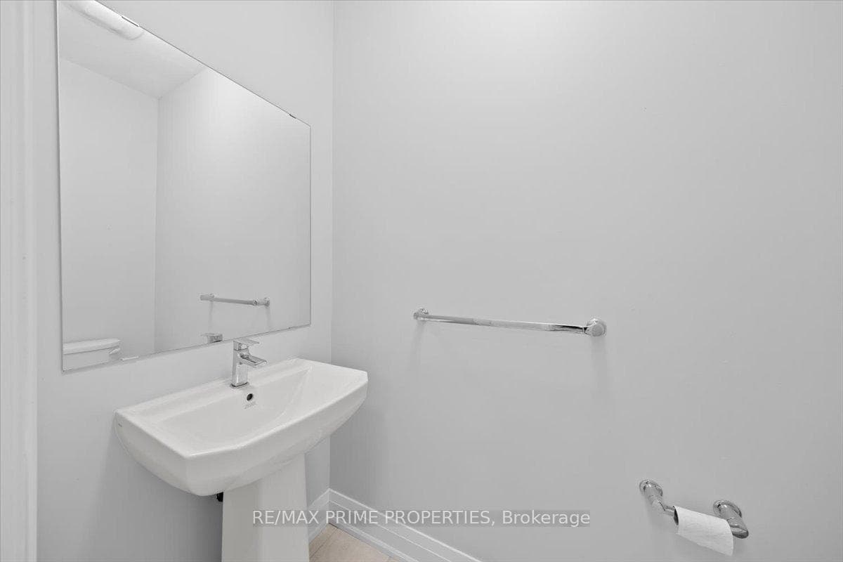 629 Conservation Street photo 20