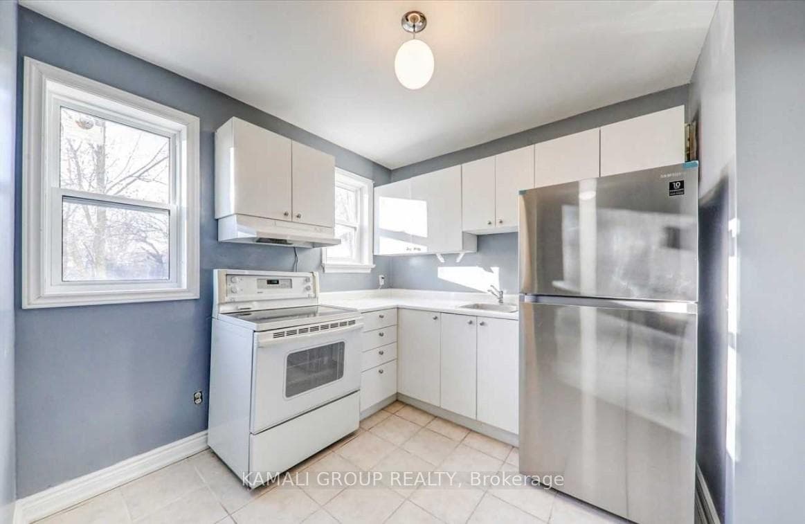 380 Phillip Murray Avenue Unit Main photo 2