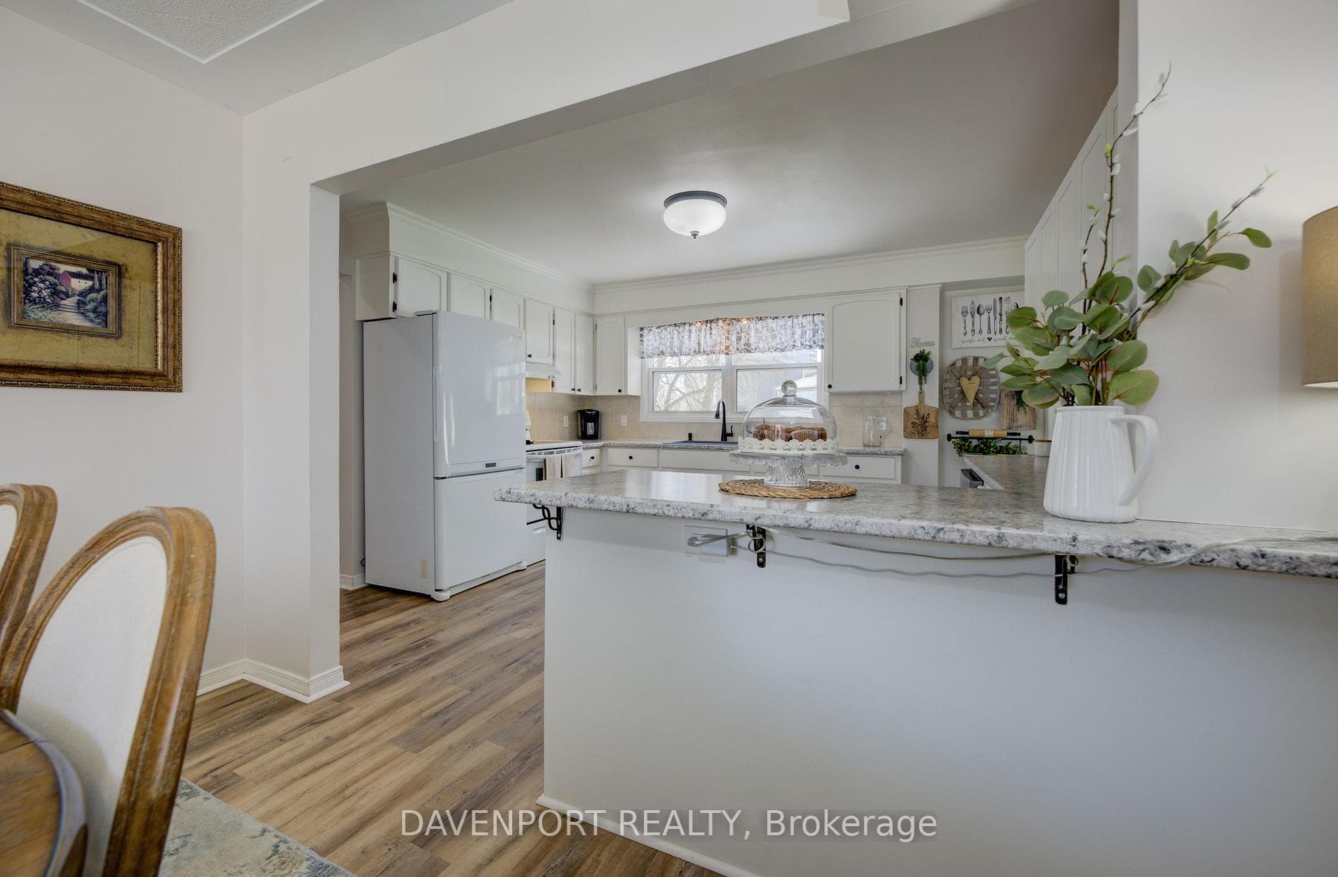 341 Henry Street photo 11