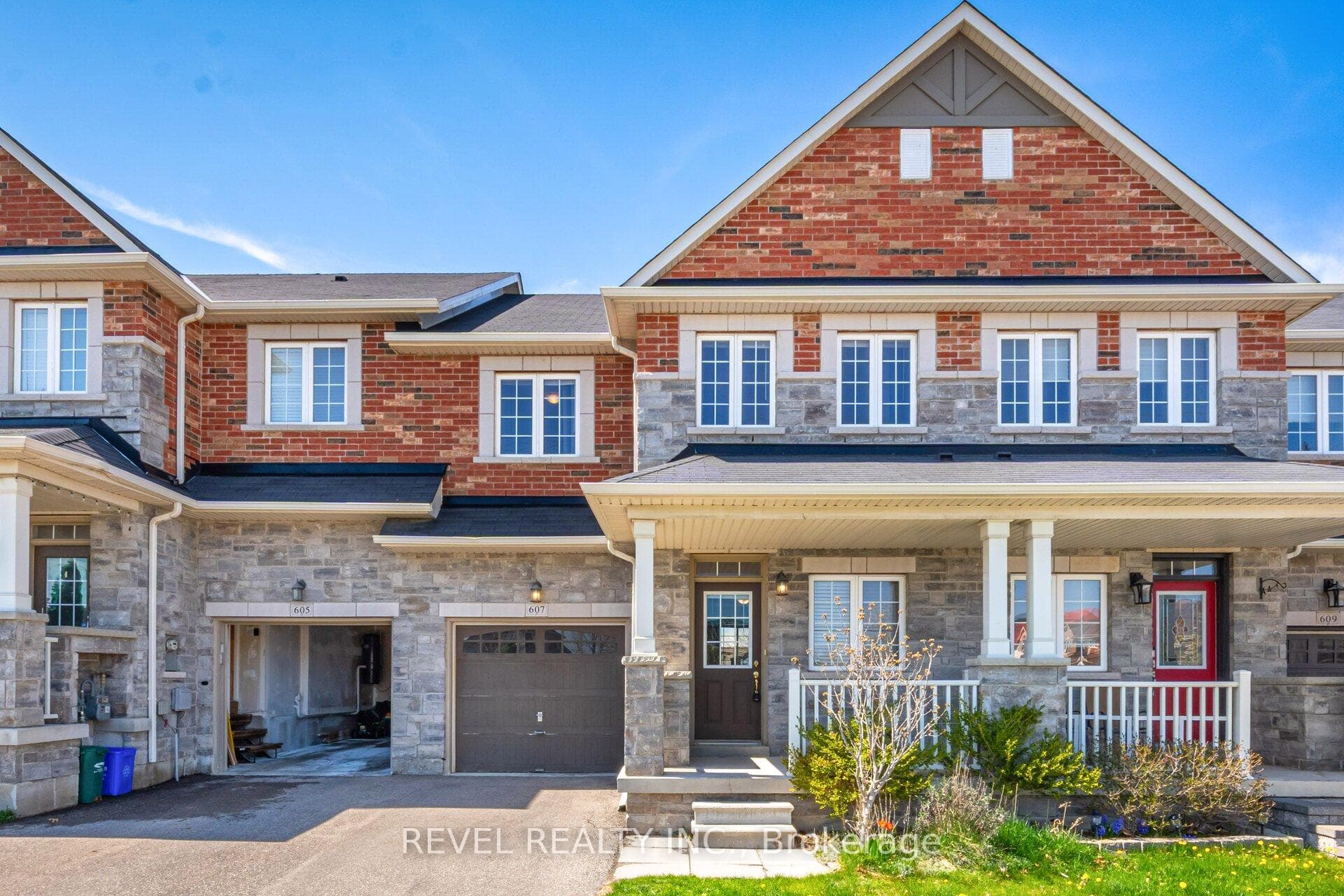 607 Murray Meadows Place photo 1