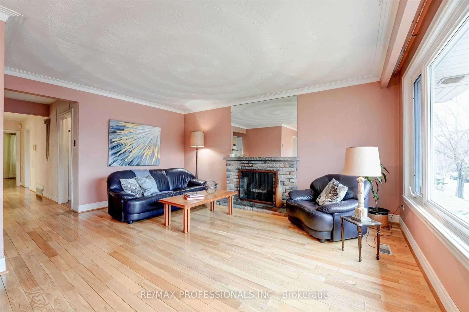 67 Saskatoon Drive photo 4