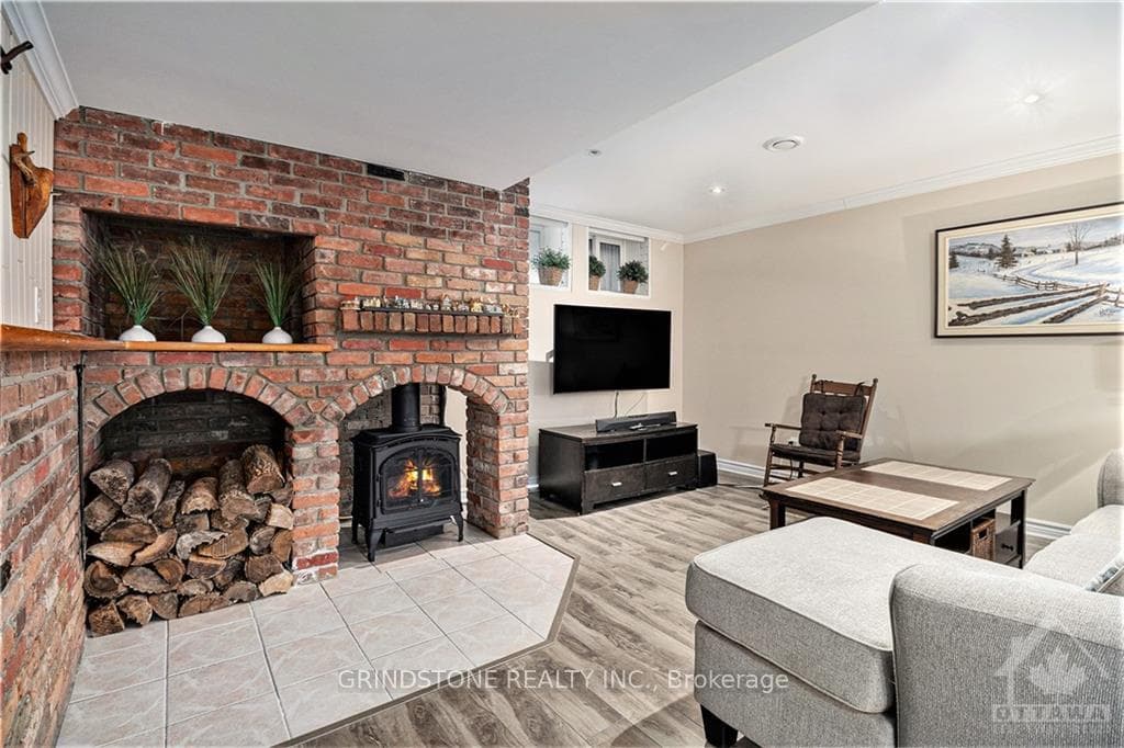 5145 FARMERS Way photo 22