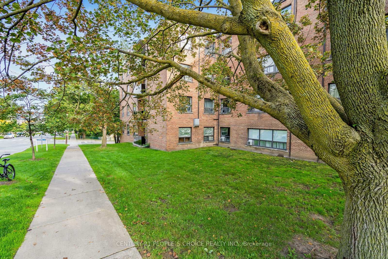 183 Berry Road Unit 107 photo 19
