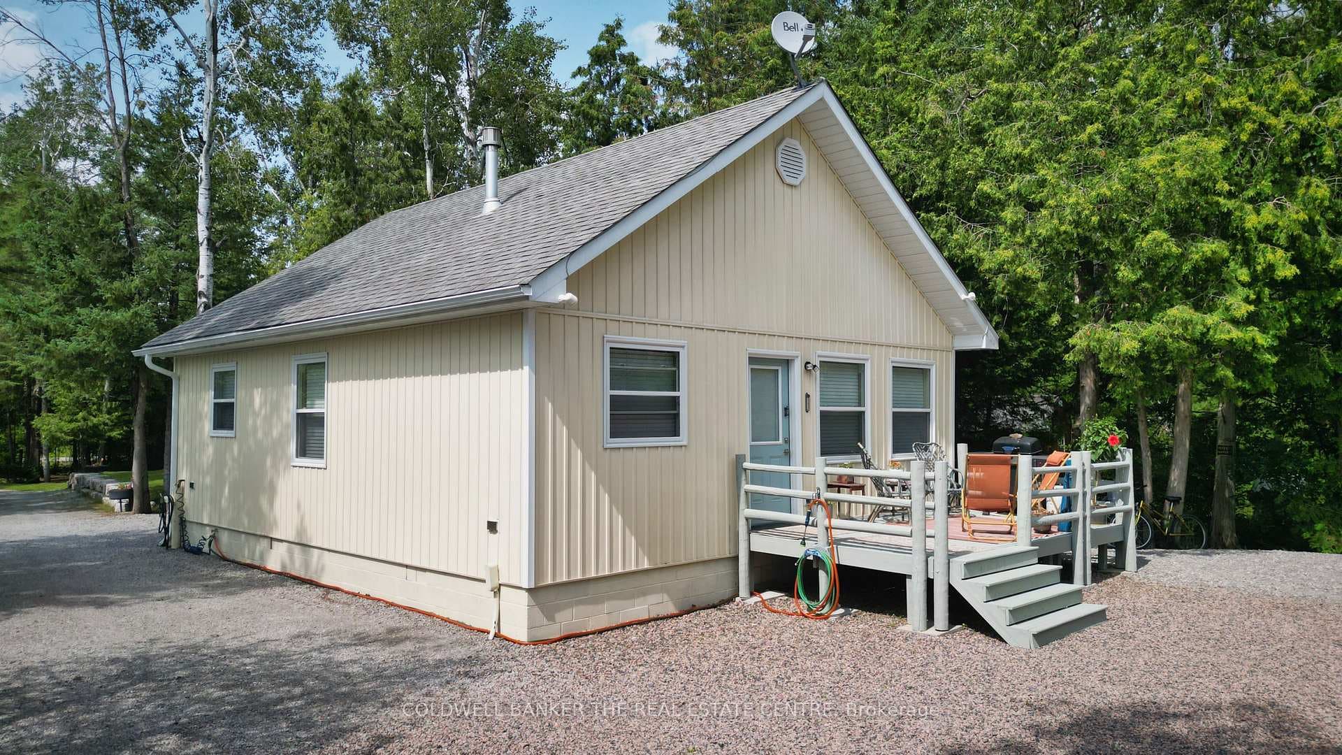 93 McGuire Beach Road photo 5