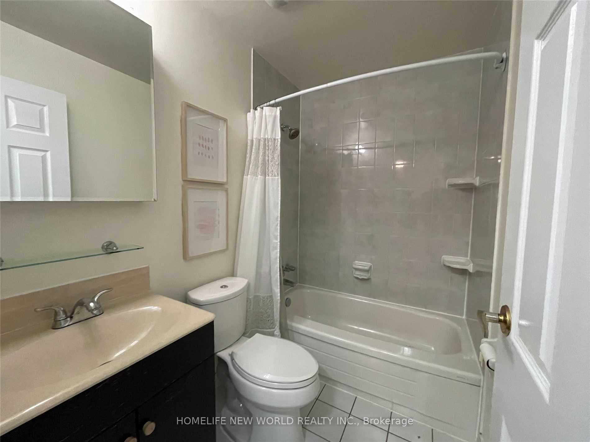 150 Beverley Street Unit 1D photo 12