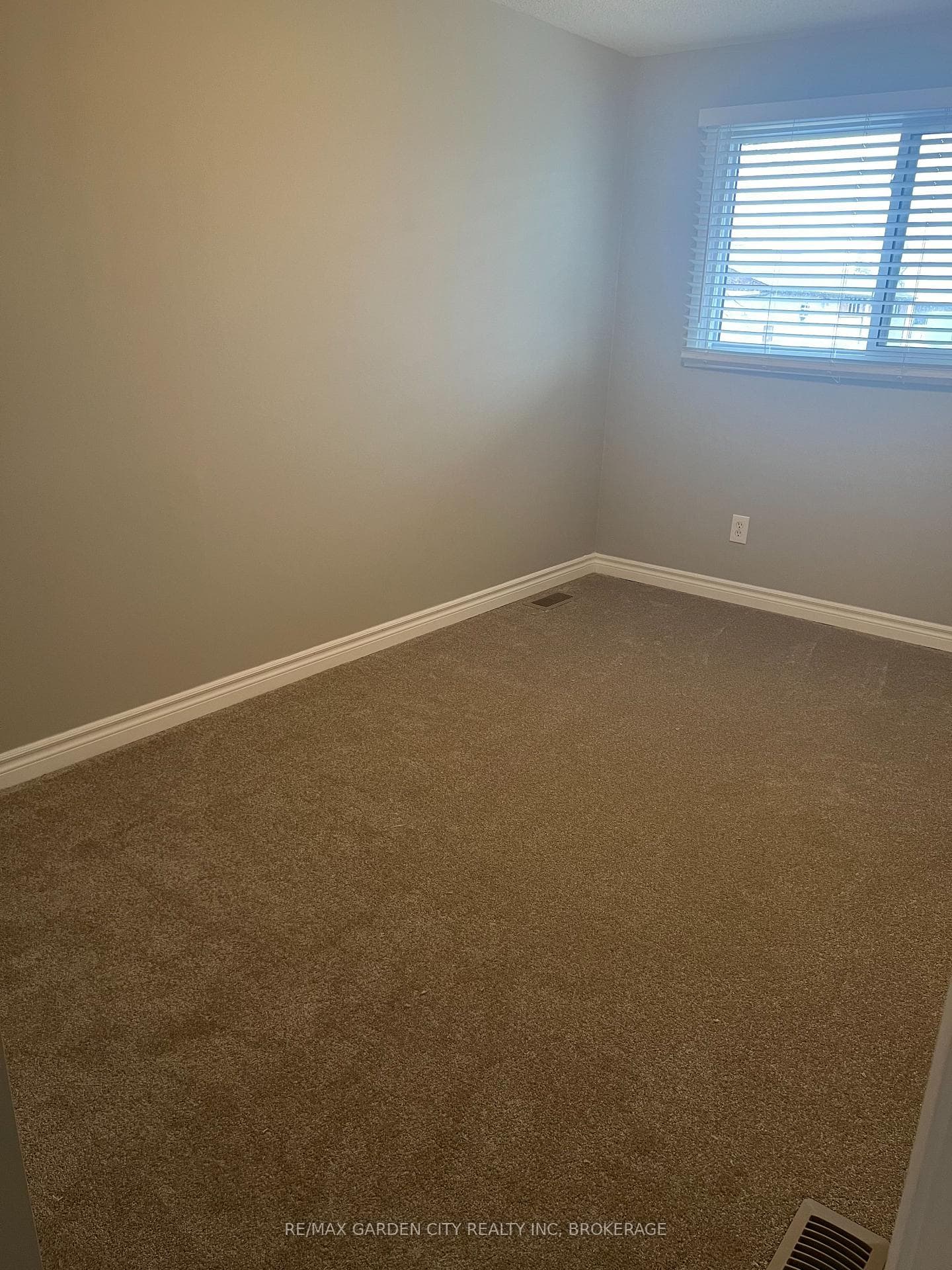 22 Bula Drive Unit 1 photo 8