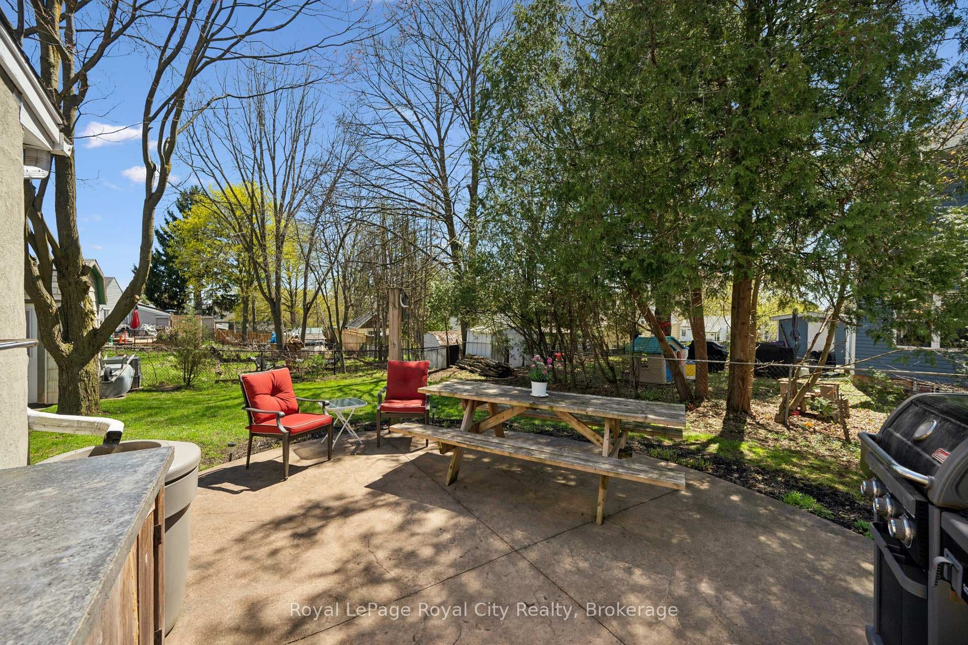 476 Paisley Road photo 35