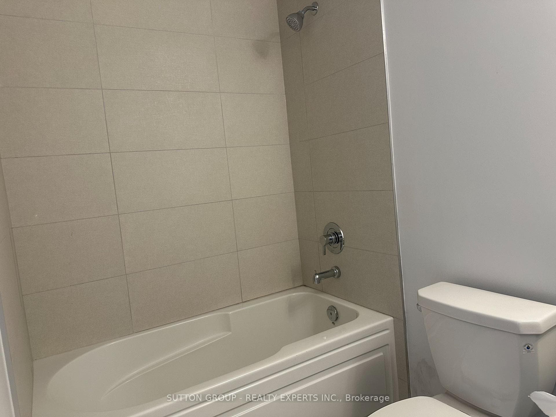 2550 Simcoe Street Unit 2502 photo 7