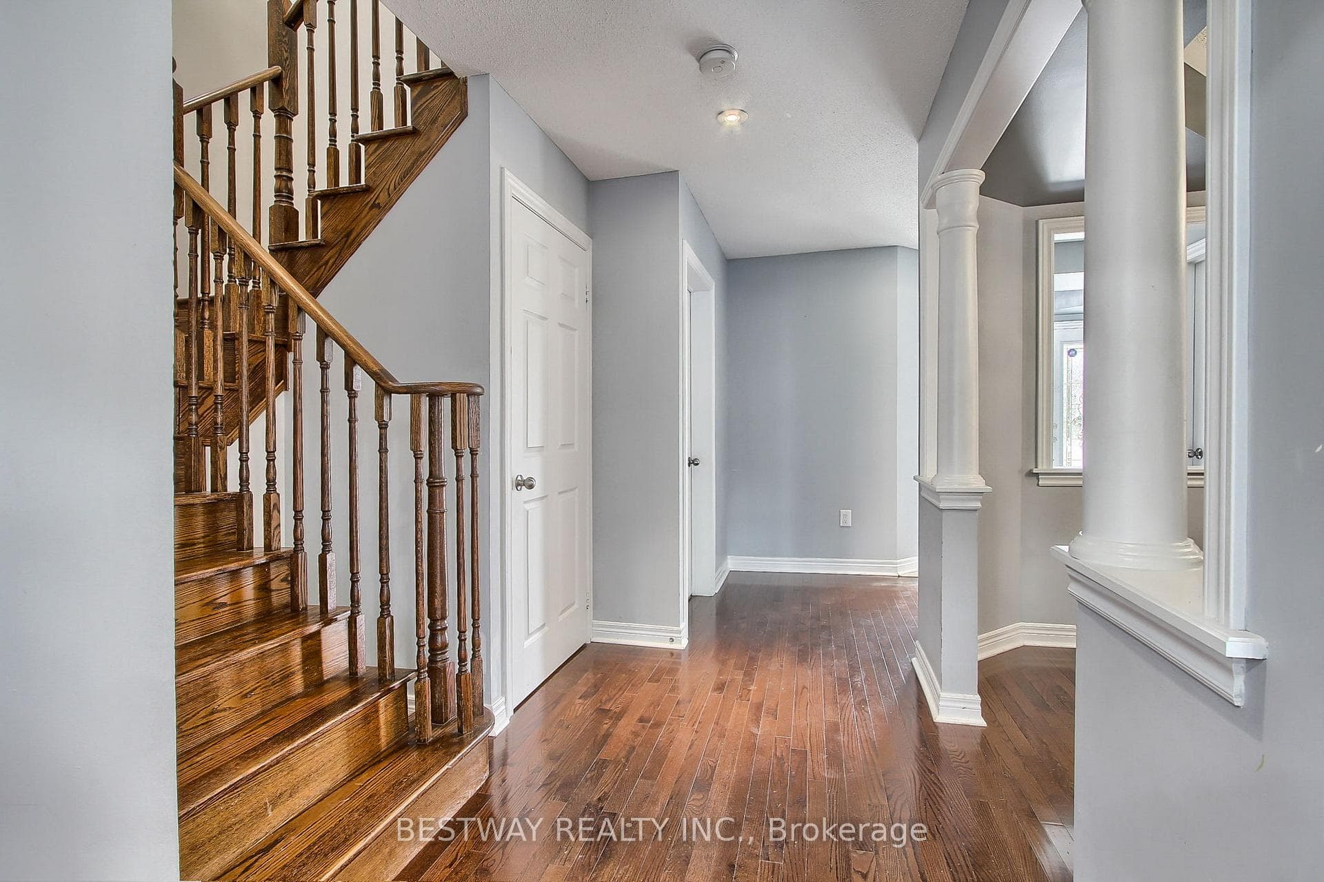 53 Taverner Crescent photo 5
