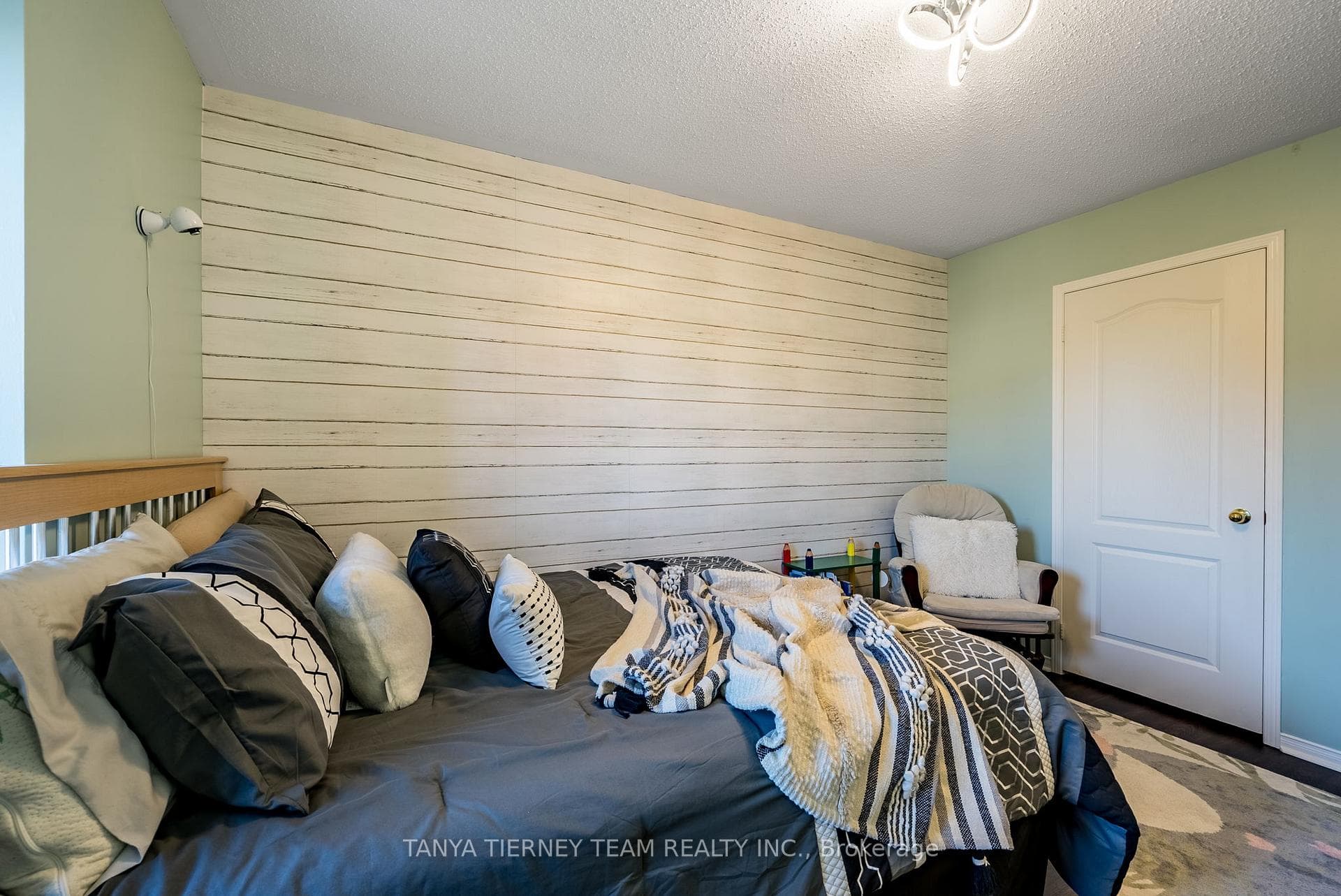 62 Plantation Court photo 25