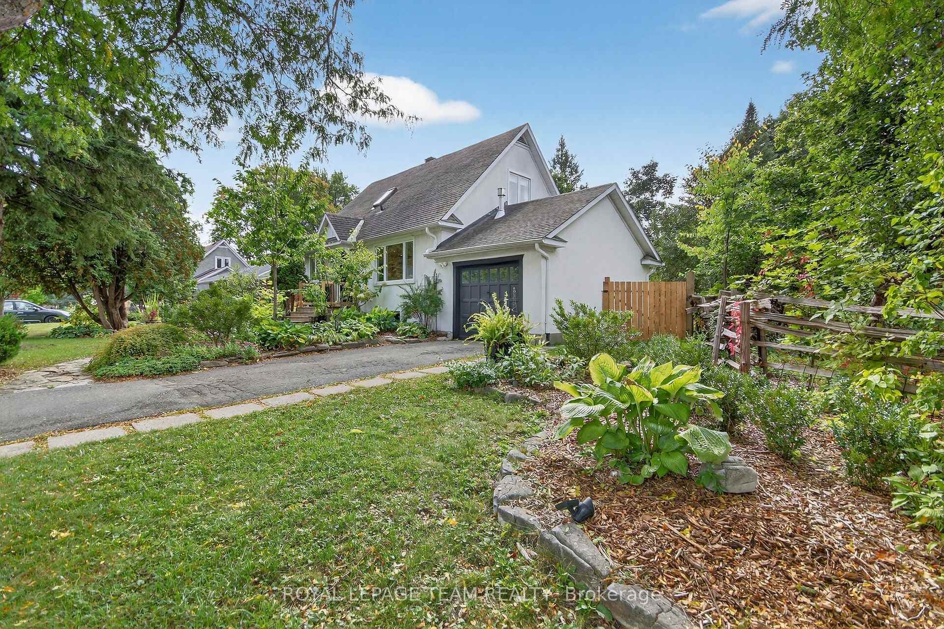 850 Rex Avenue photo 3