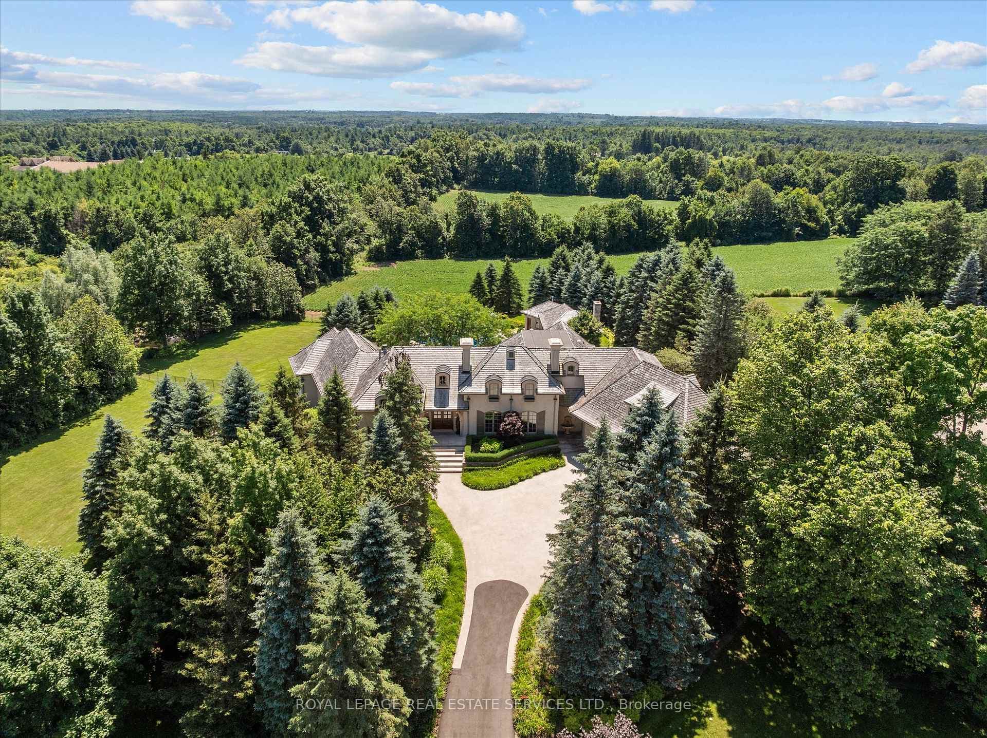 Stonegate Manor - An Architectural Masterpiece!